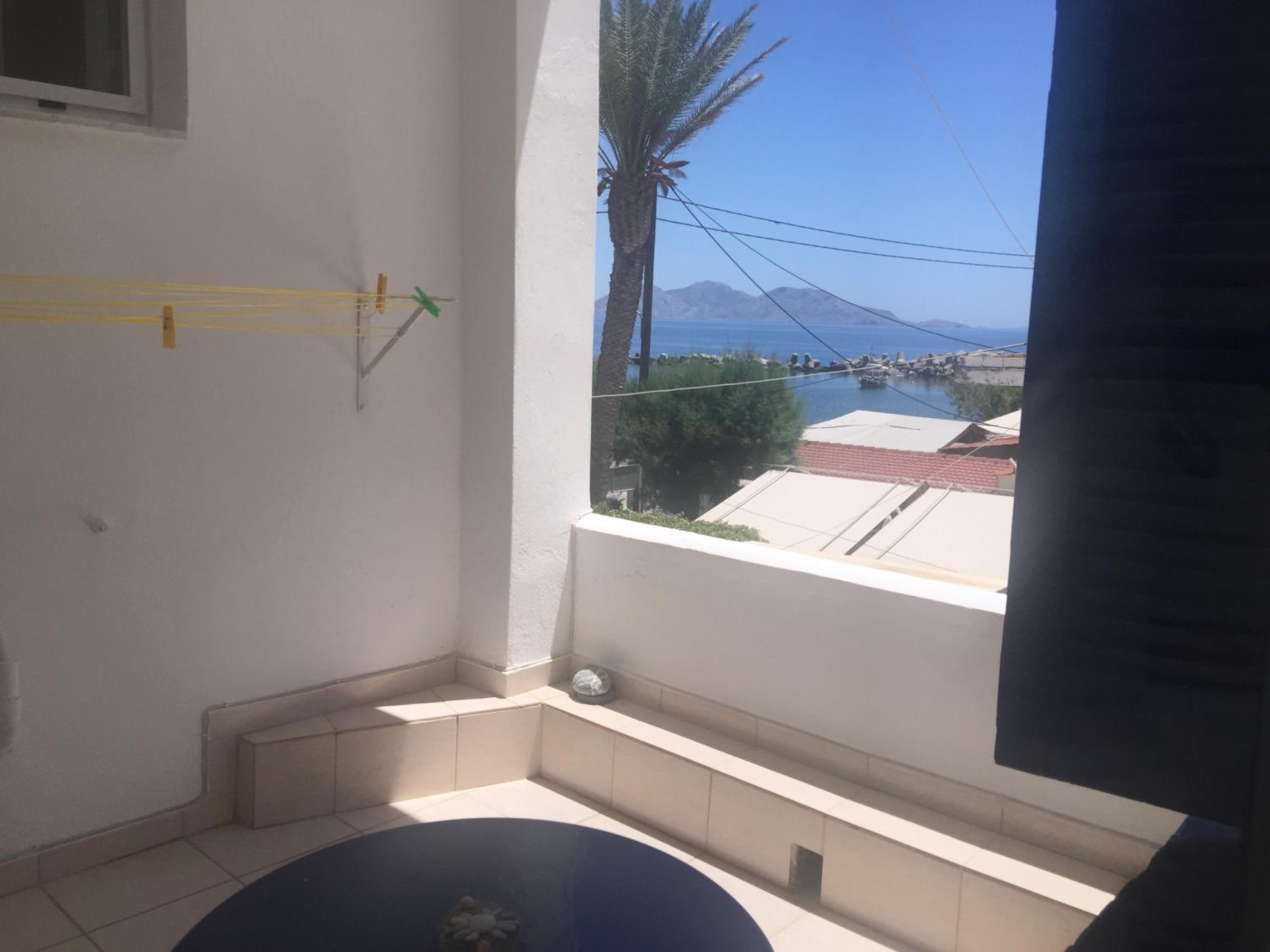 Apostolakis Rooms