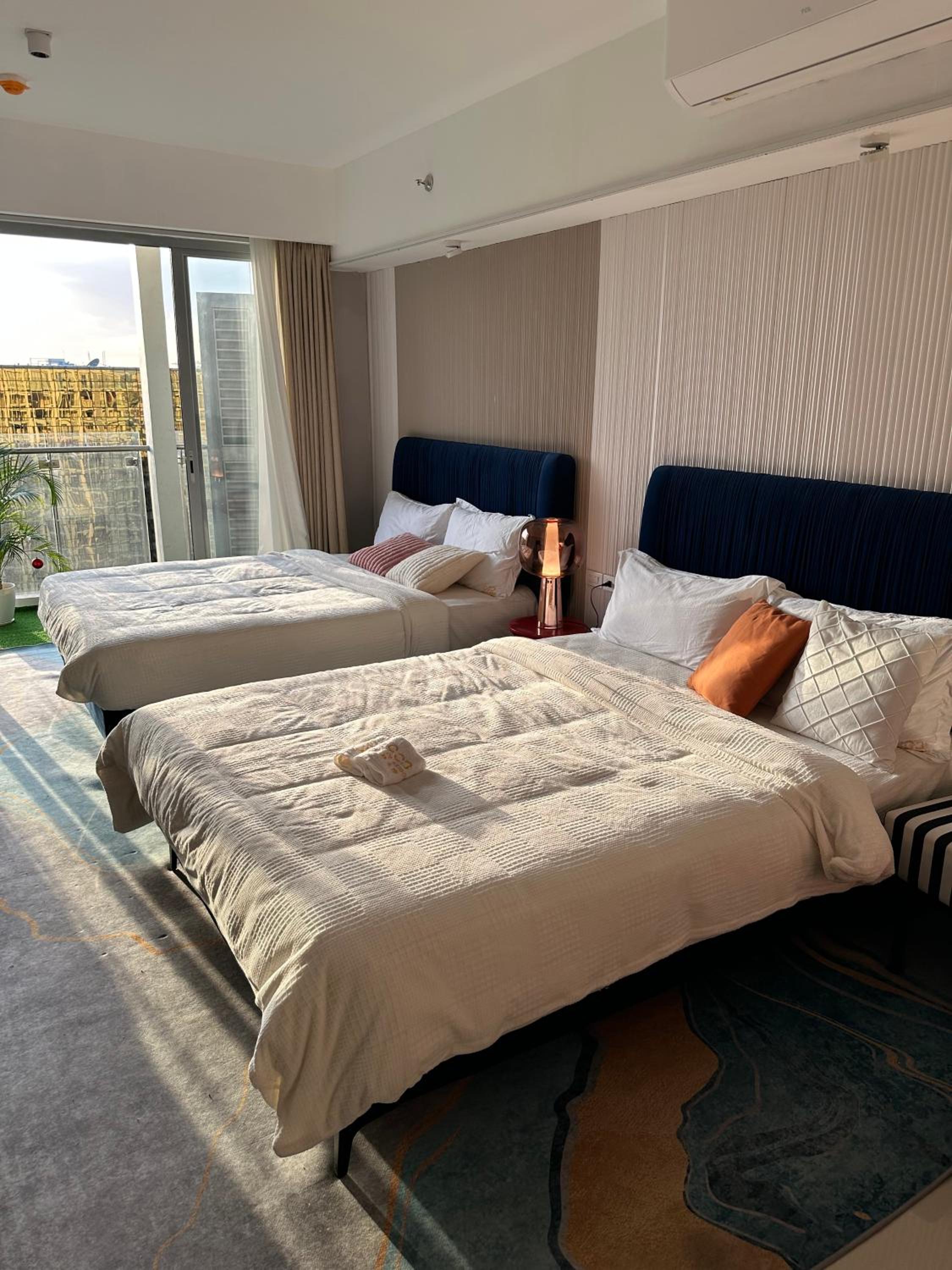 Spacious Unit & High-Floor Hotel near City of Dreams, Airport, Okada, and Solaire Casino