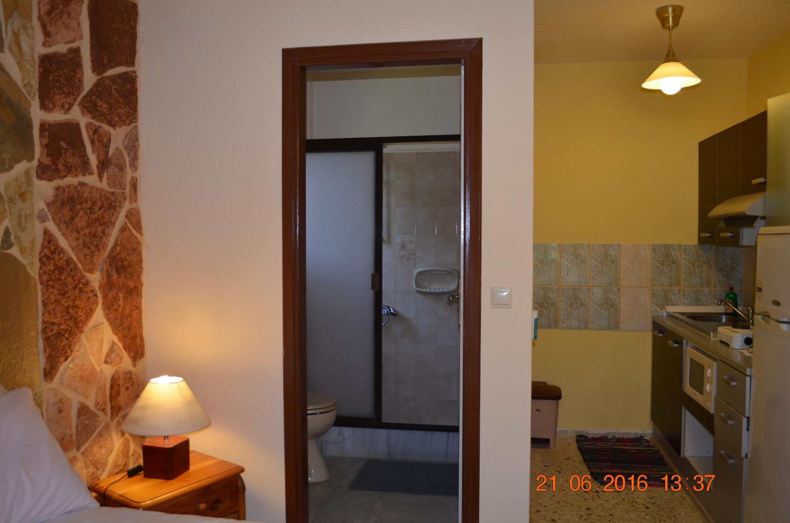 Apartments Zoumperi