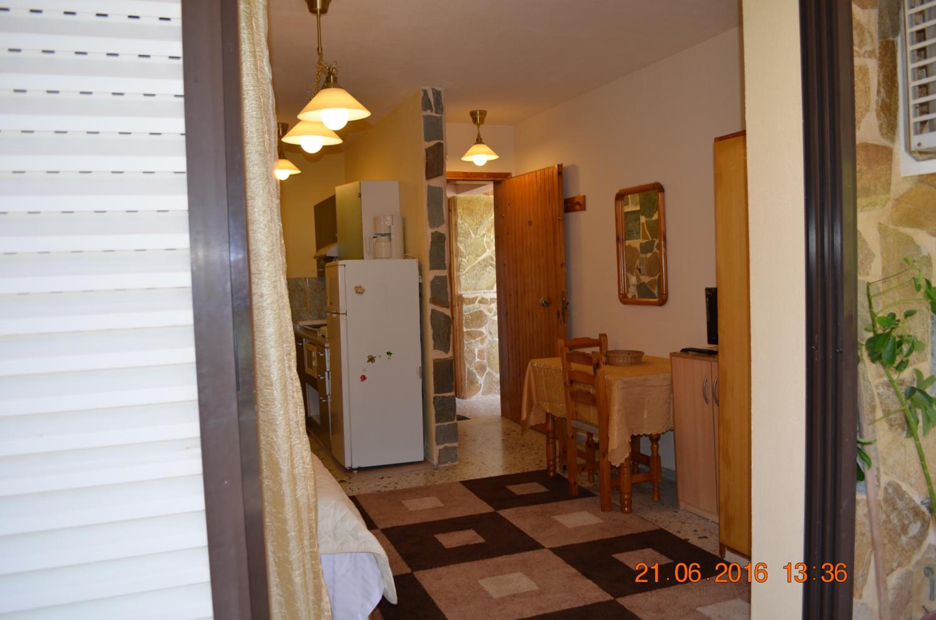 Apartments Zoumperi
