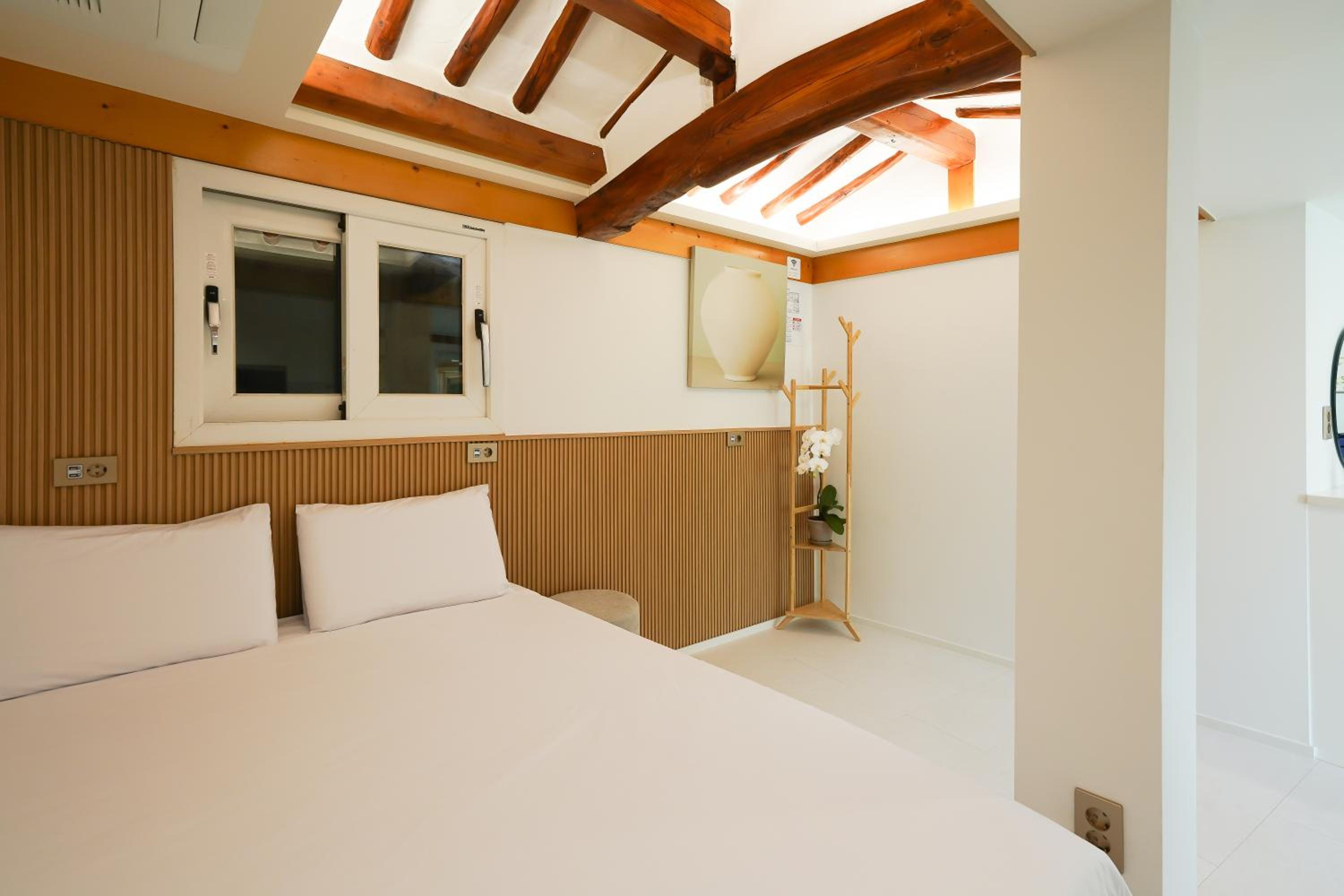 Seoul premium hanok StayDalmaji