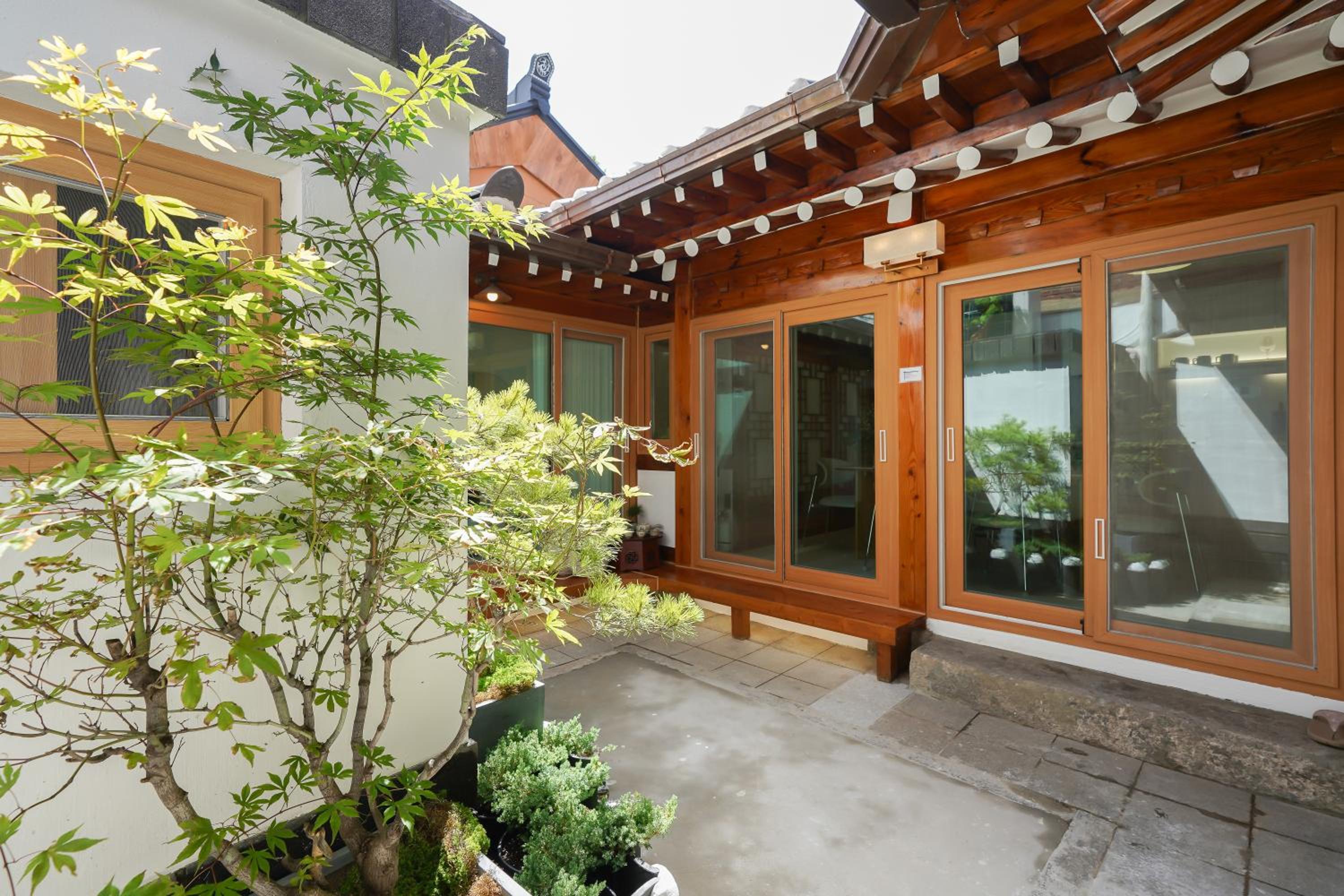 Seoul premium hanok StayDalmaji
