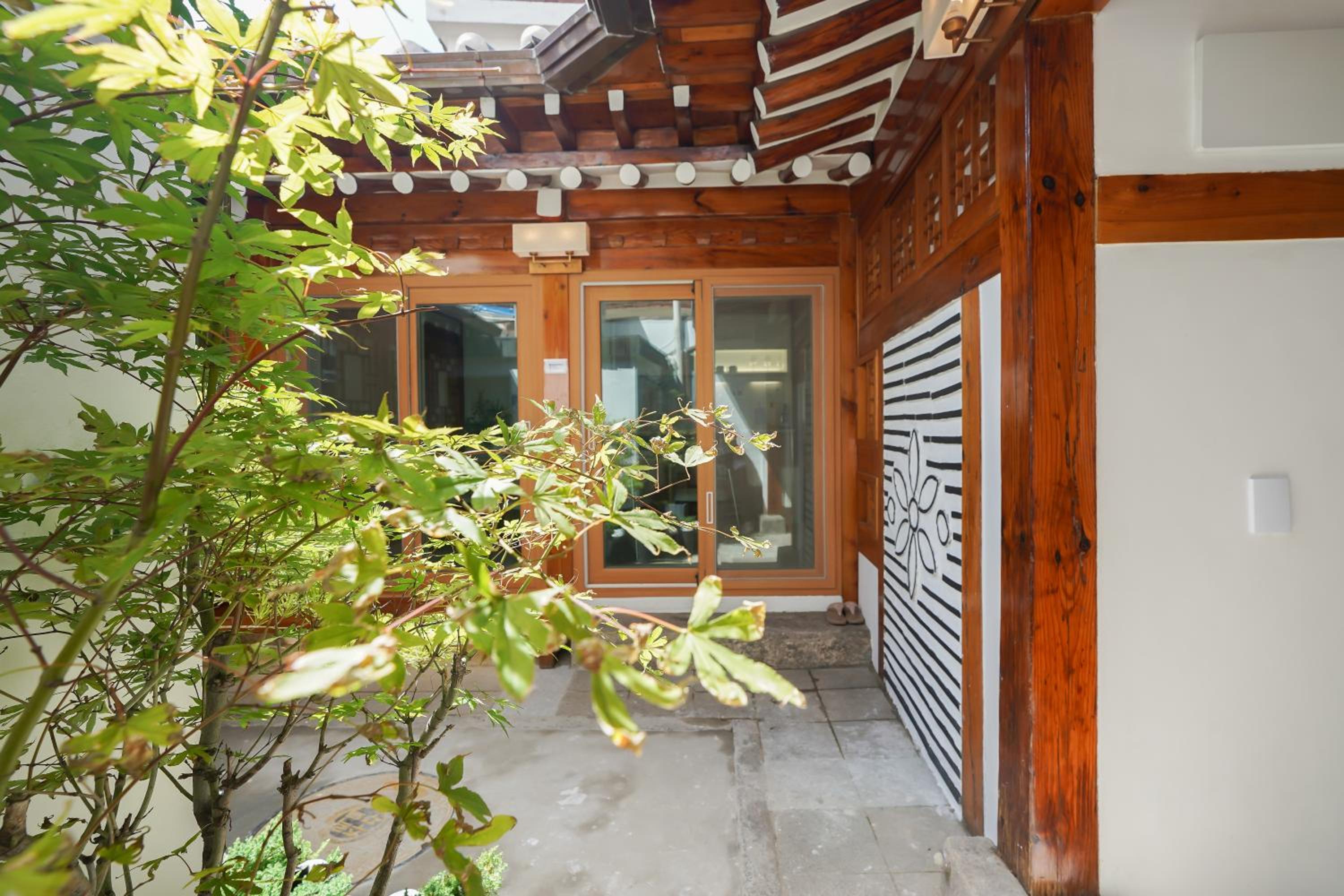 Seoul premium hanok StayDalmaji