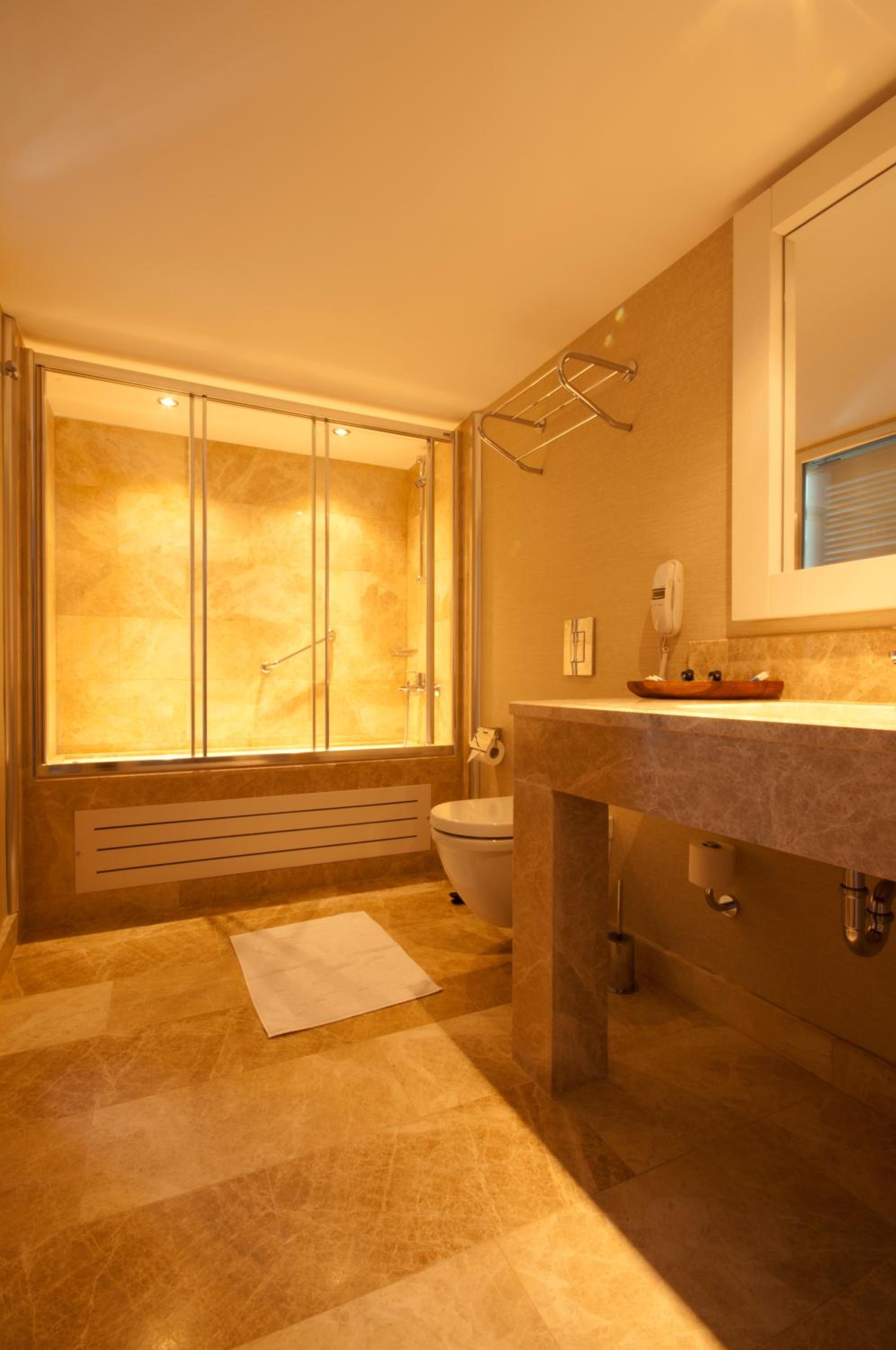 Alesta Yacht Otel - Image 40