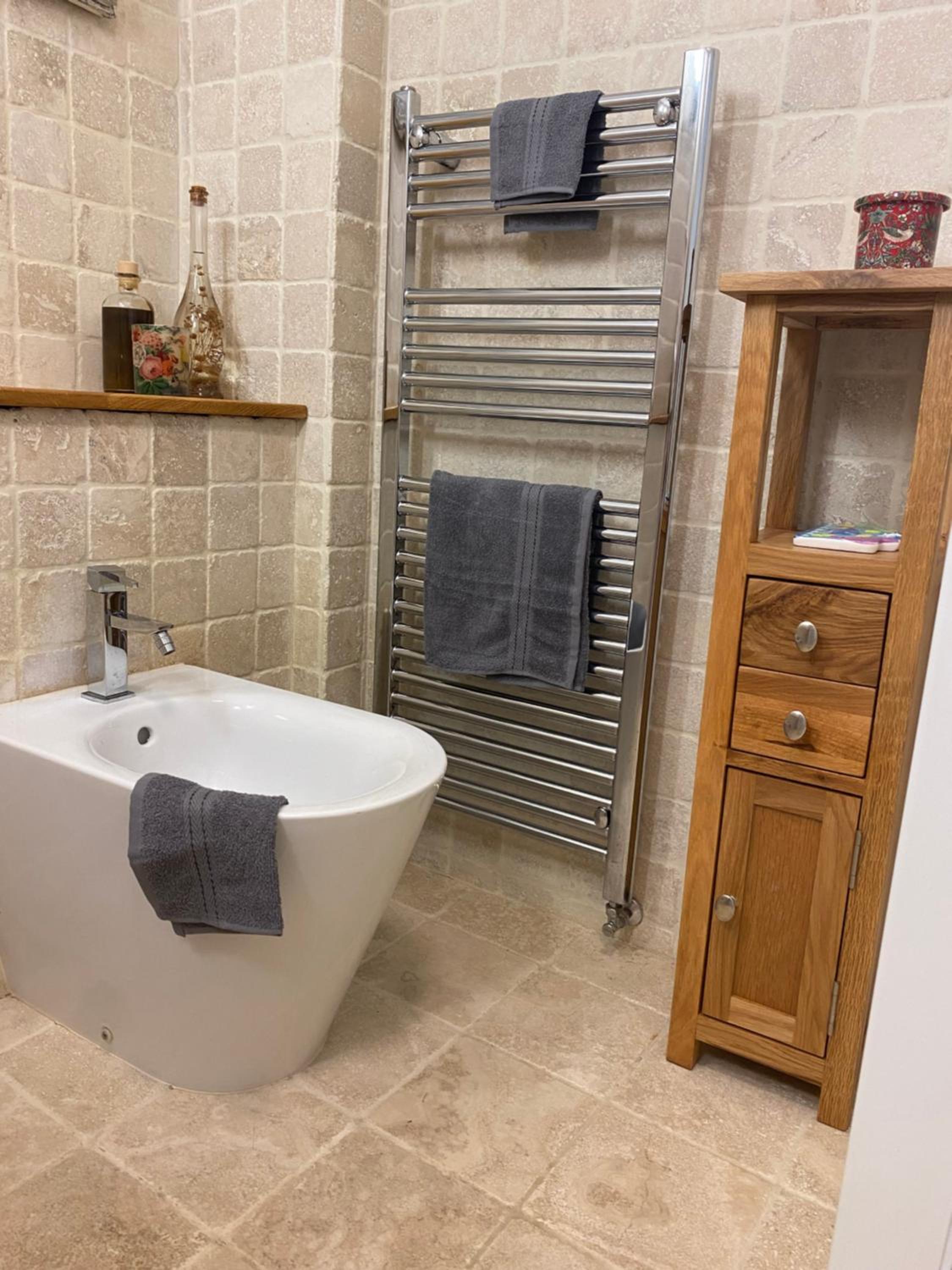 Couple and Pet Friendly Holiday Private Hot Tub and Alpacas Dorset UK