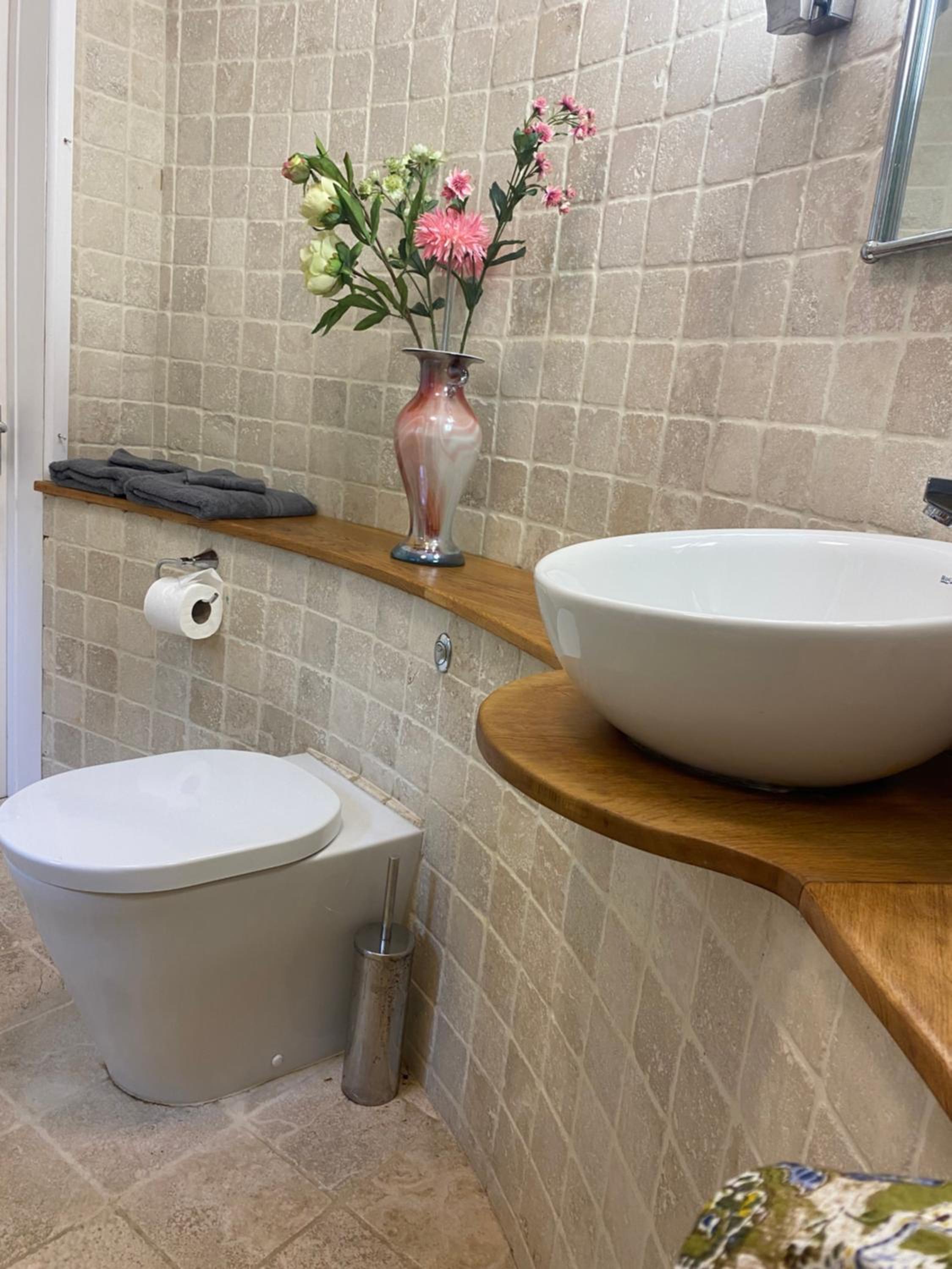 Couple and Pet Friendly Holiday Private Hot Tub and Alpacas Dorset UK