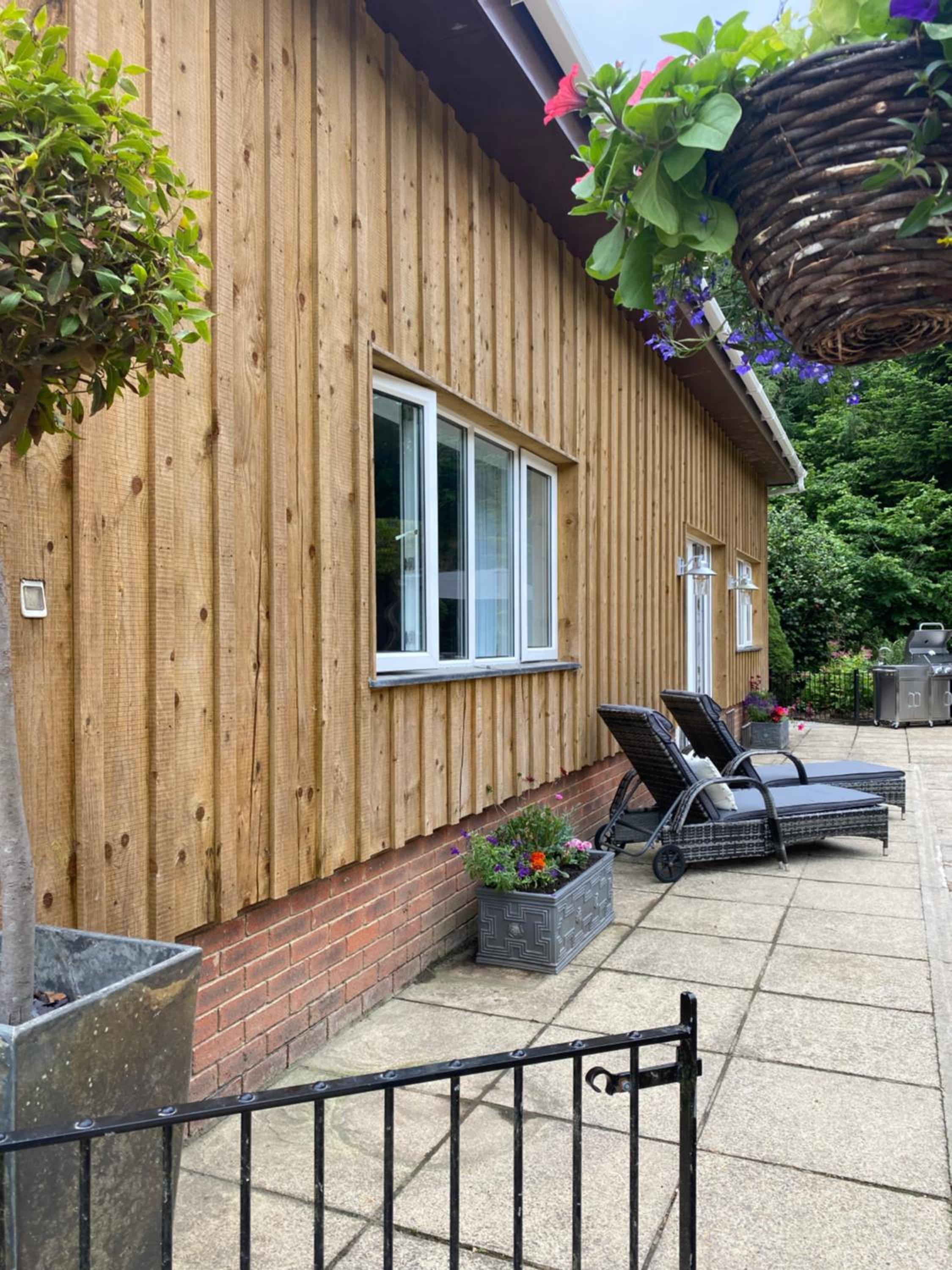 Couple and Pet Friendly Holiday Private Hot Tub and Alpacas Dorset UK
