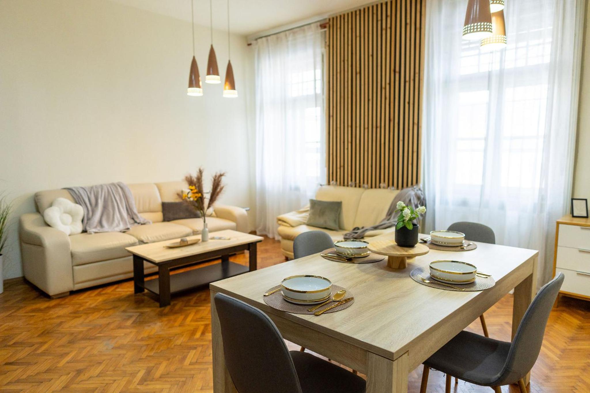 Designer Apartment with City Views - Prime Central Location
