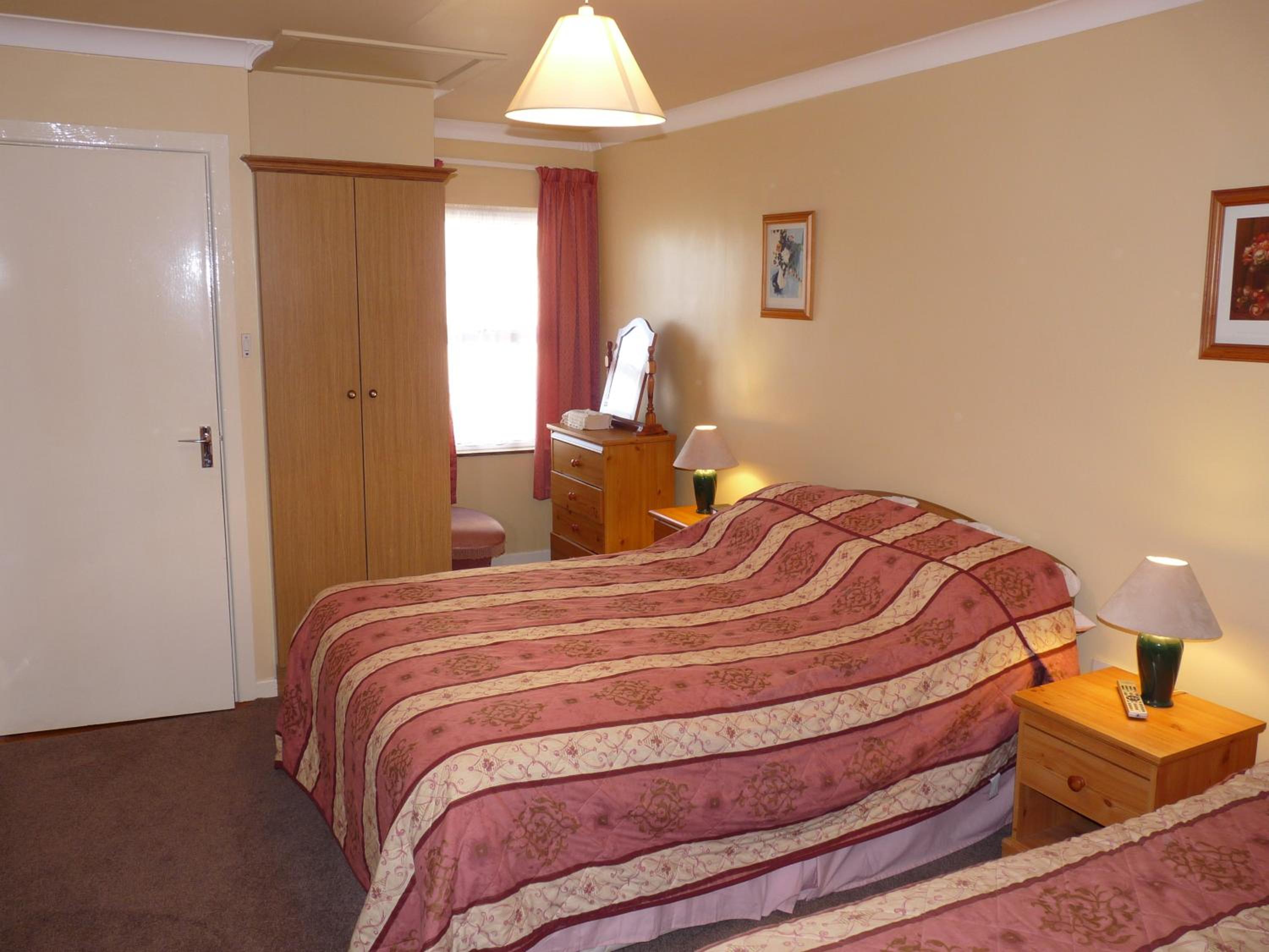 Athlone Vacations - The Mill Bar - Property Image 3