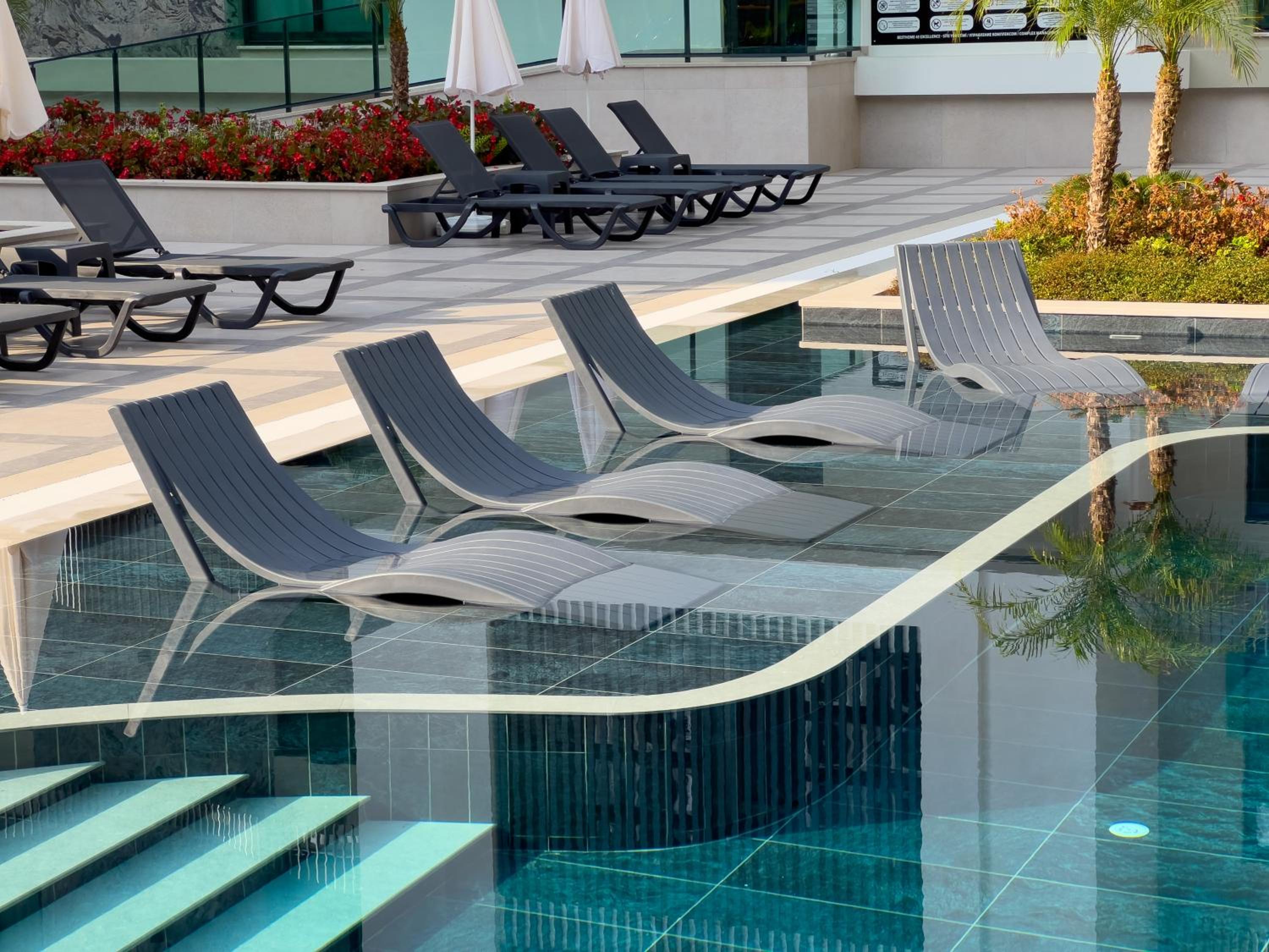 Qoople Excellence B55 designer duplex by the sea