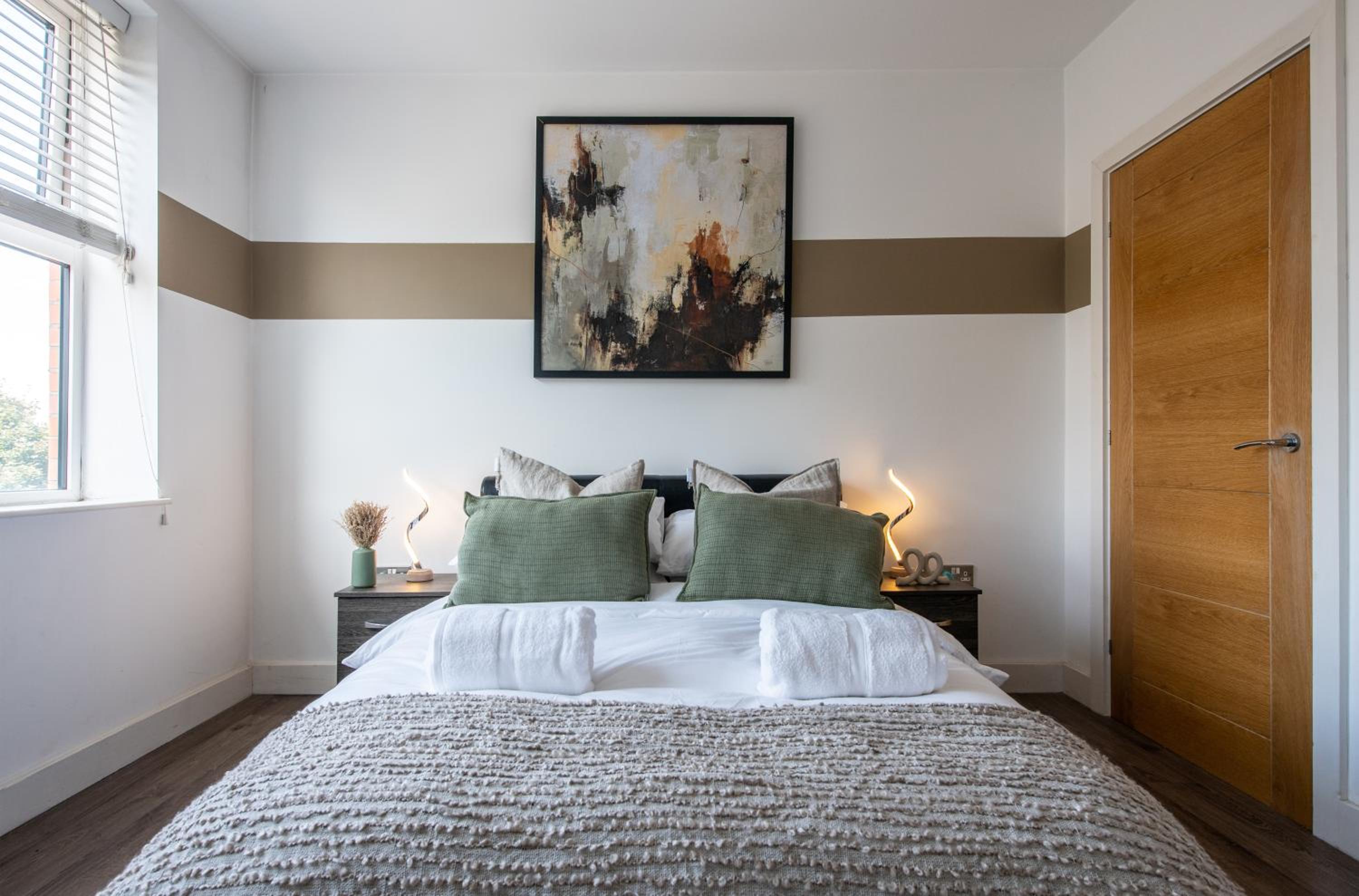 Birmingham Jewellery Quarter 1BR with Parking & WiFi