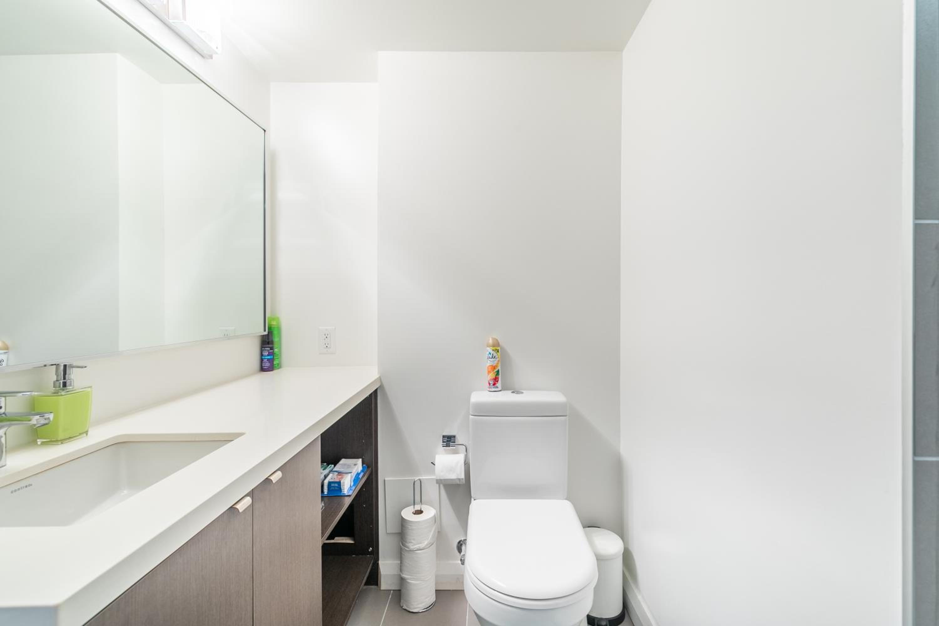 Forest 1Bd & DEN in Yorkville 10 Floor