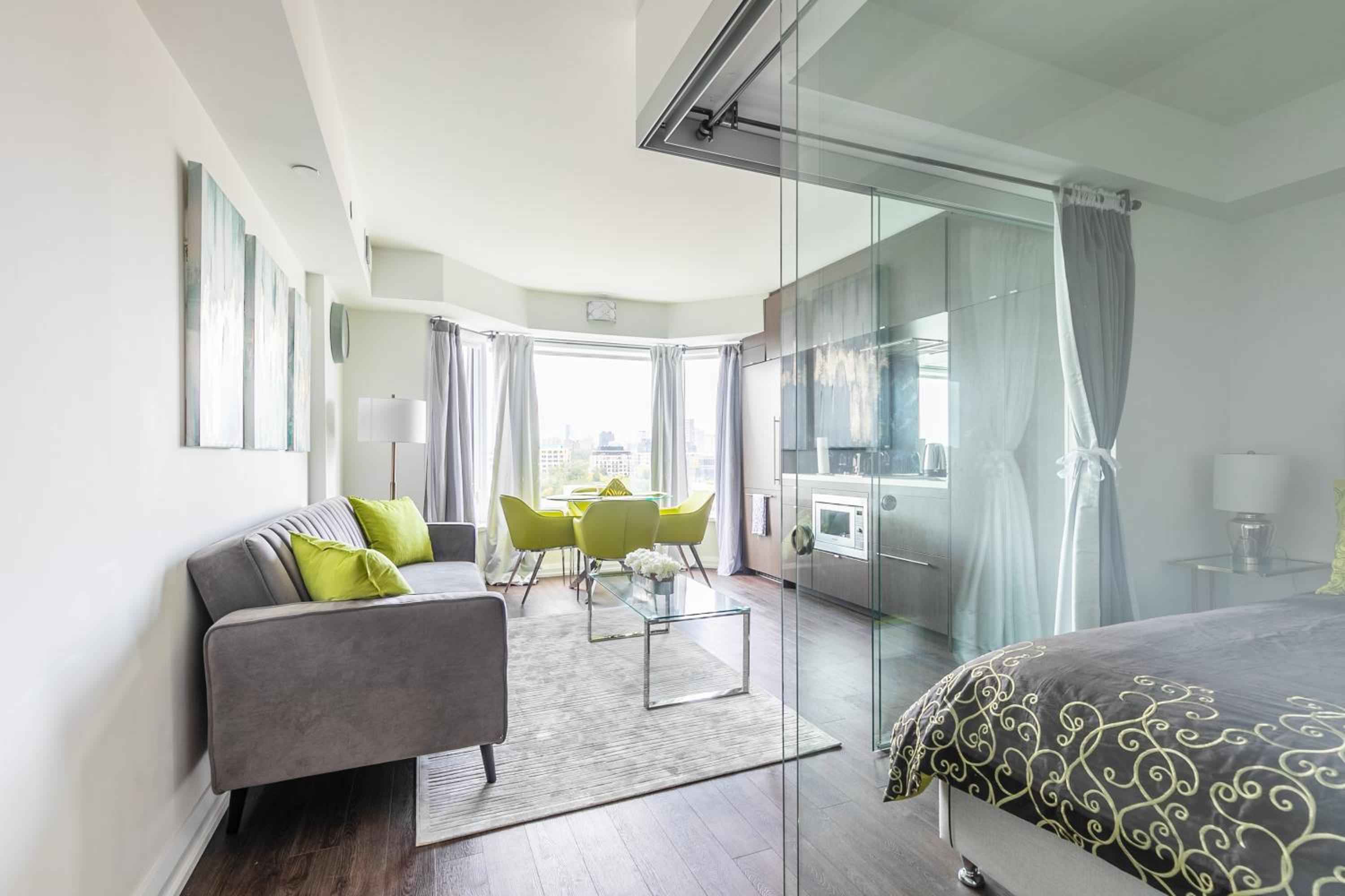 Forest 1Bd & DEN in Yorkville 10 Floor