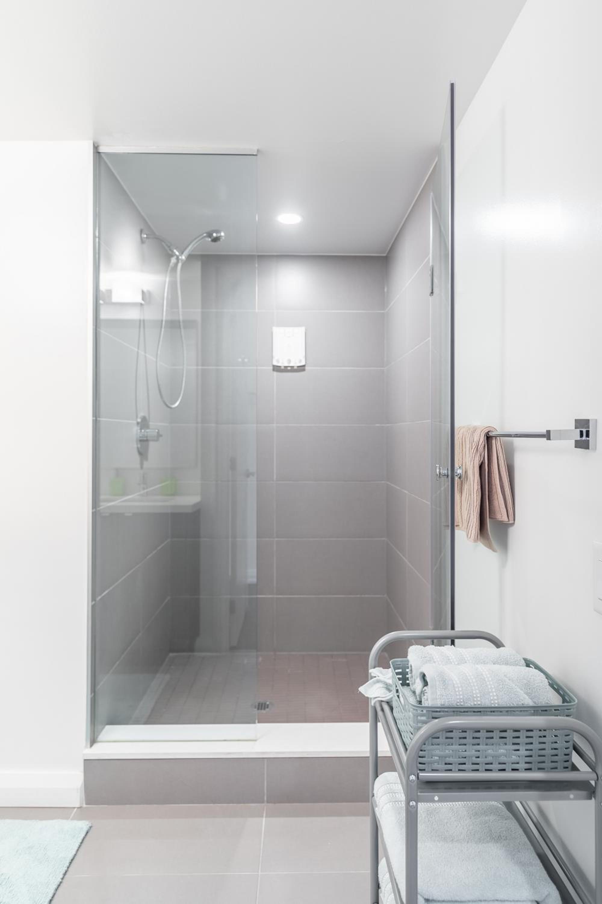 Forest 1Bd & DEN in Yorkville 10 Floor