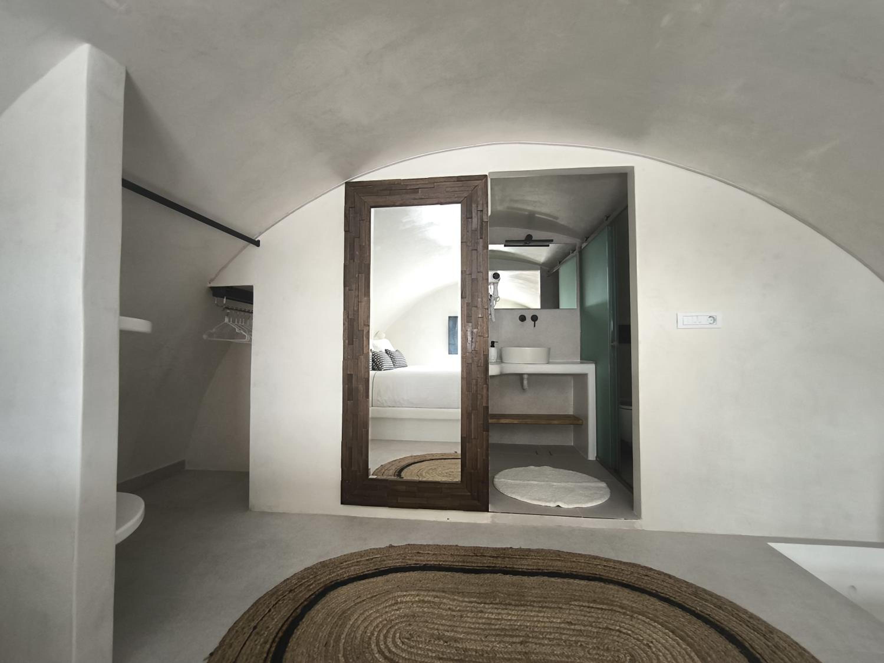 EXO Santorini Sea View Private Pool Villa and Suites