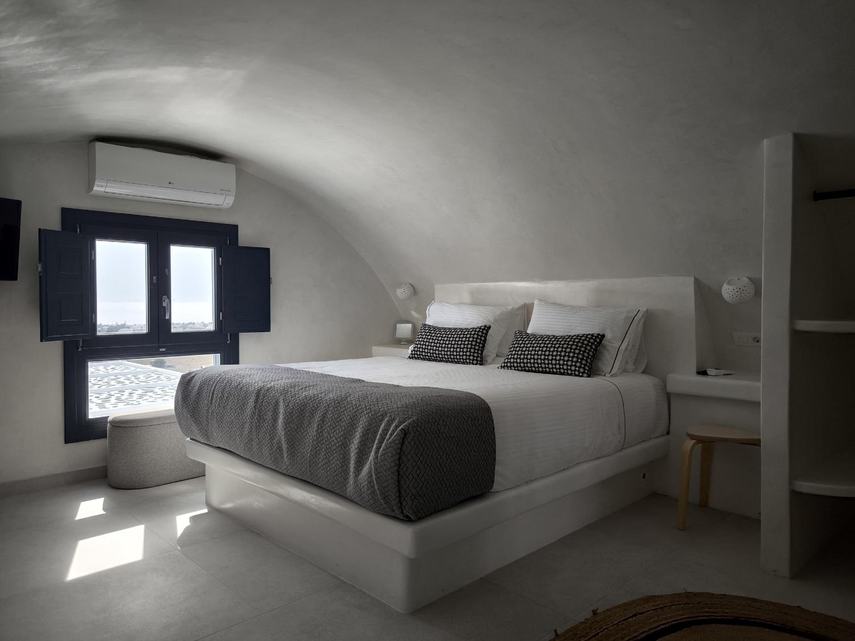 EXO Santorini Sea View Private Pool Villa and Suites