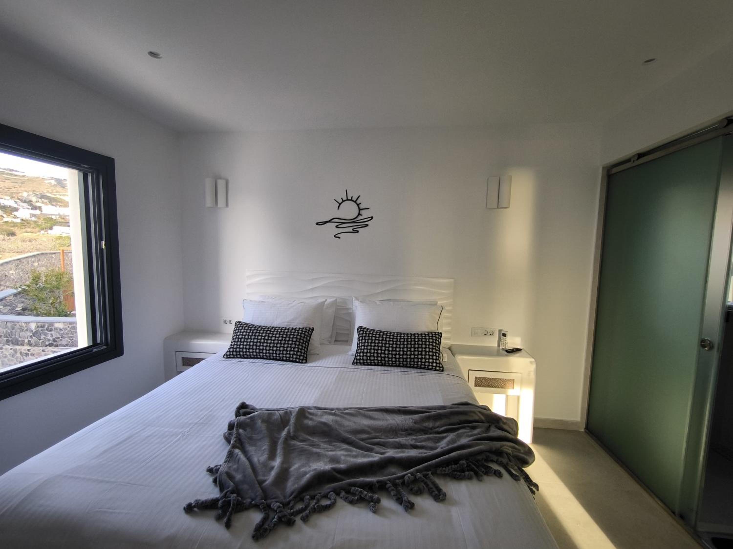 EXO Santorini Sea View Private Pool Villa and Suites