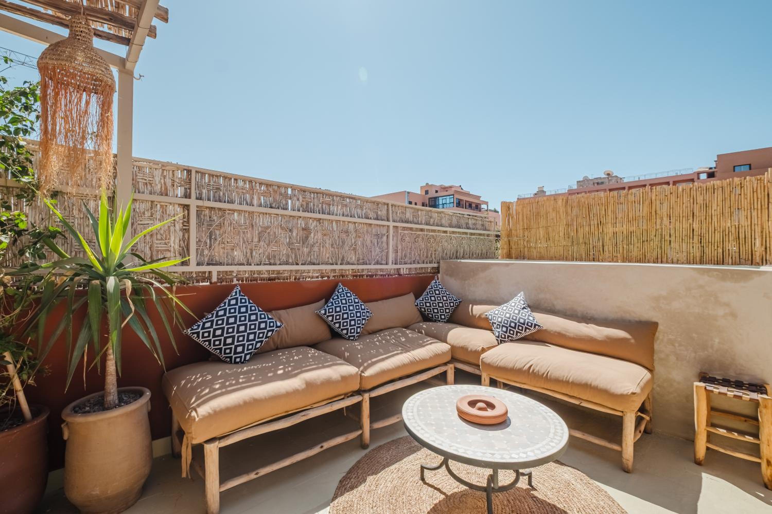 Heart of Gueliz Rooftop Terrace with Pool and Breakfast Free WiFi 3 Bedrooms