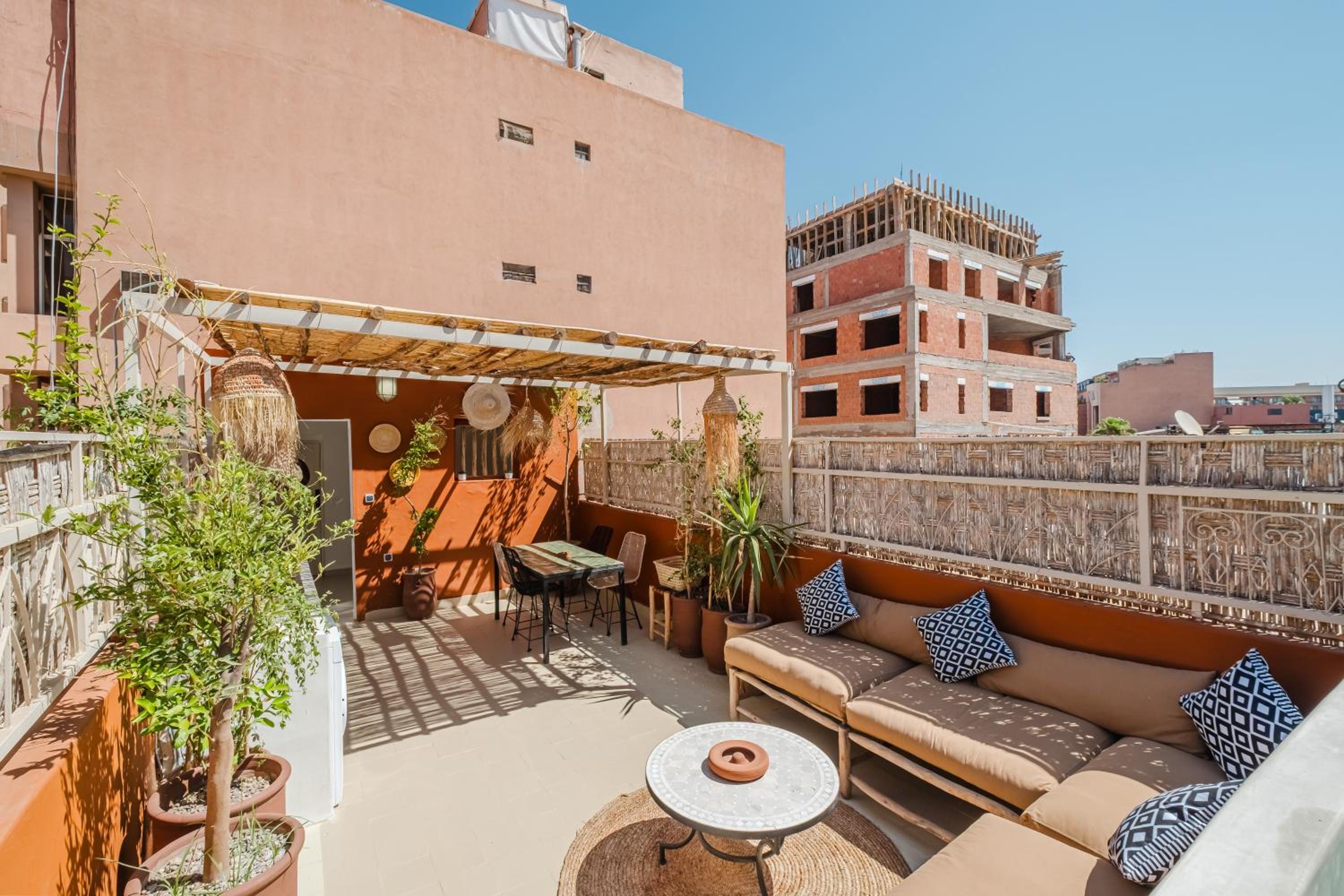 Heart of Gueliz Rooftop Terrace with Pool and Breakfast Free WiFi 3 Bedrooms