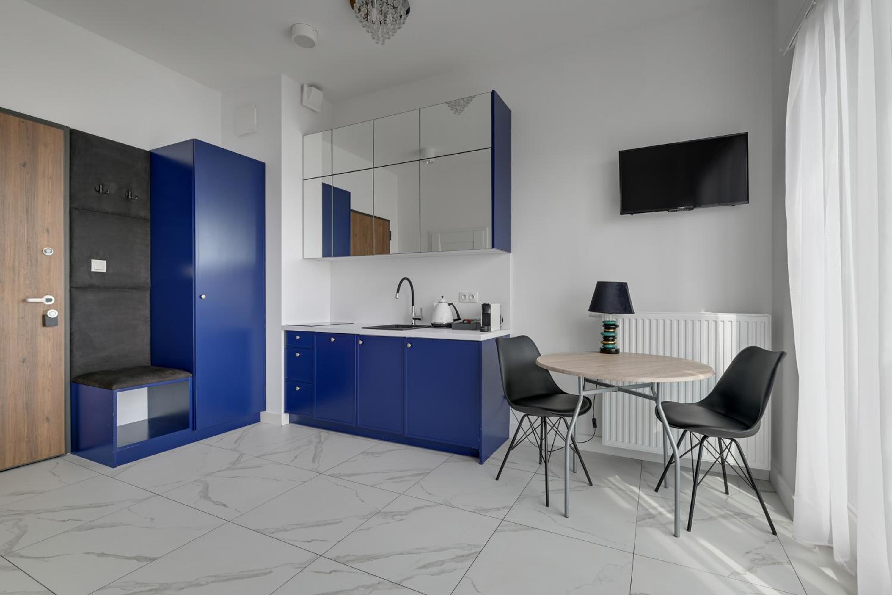 Riverside Gdańsk Apartment by Lion Apartments