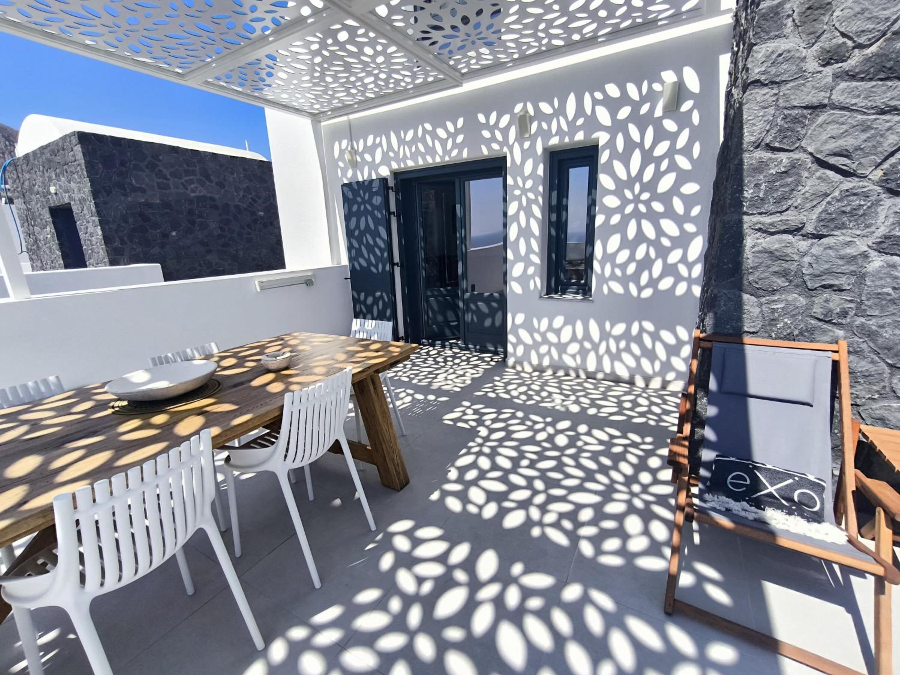 EXO Santorini Sea View Private Pool Villa and Suites