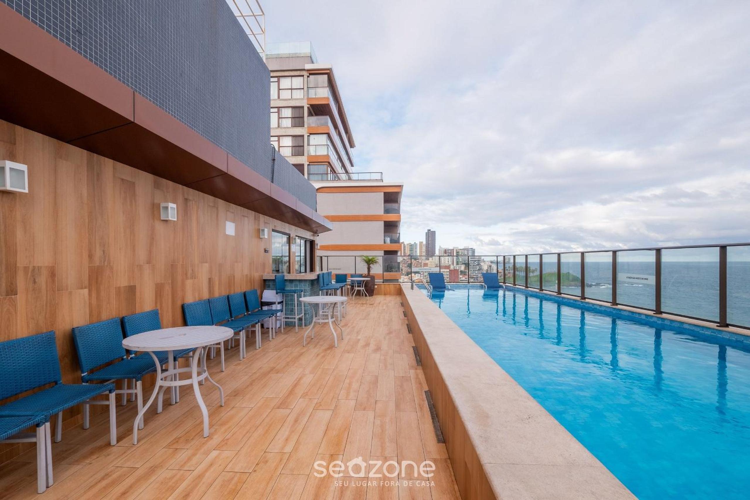 1 Bedroom Apart w/ Air 120m from the Beach ESB0310
