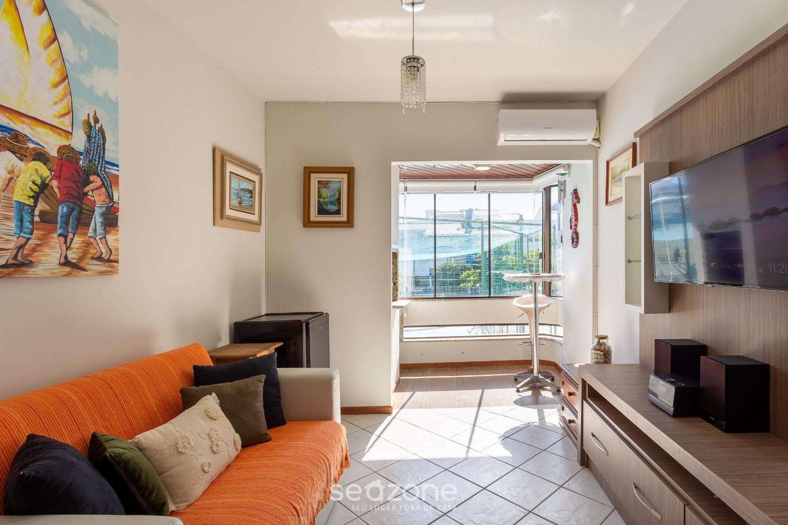 Well-located condominium, 100 m from the beach - CSC