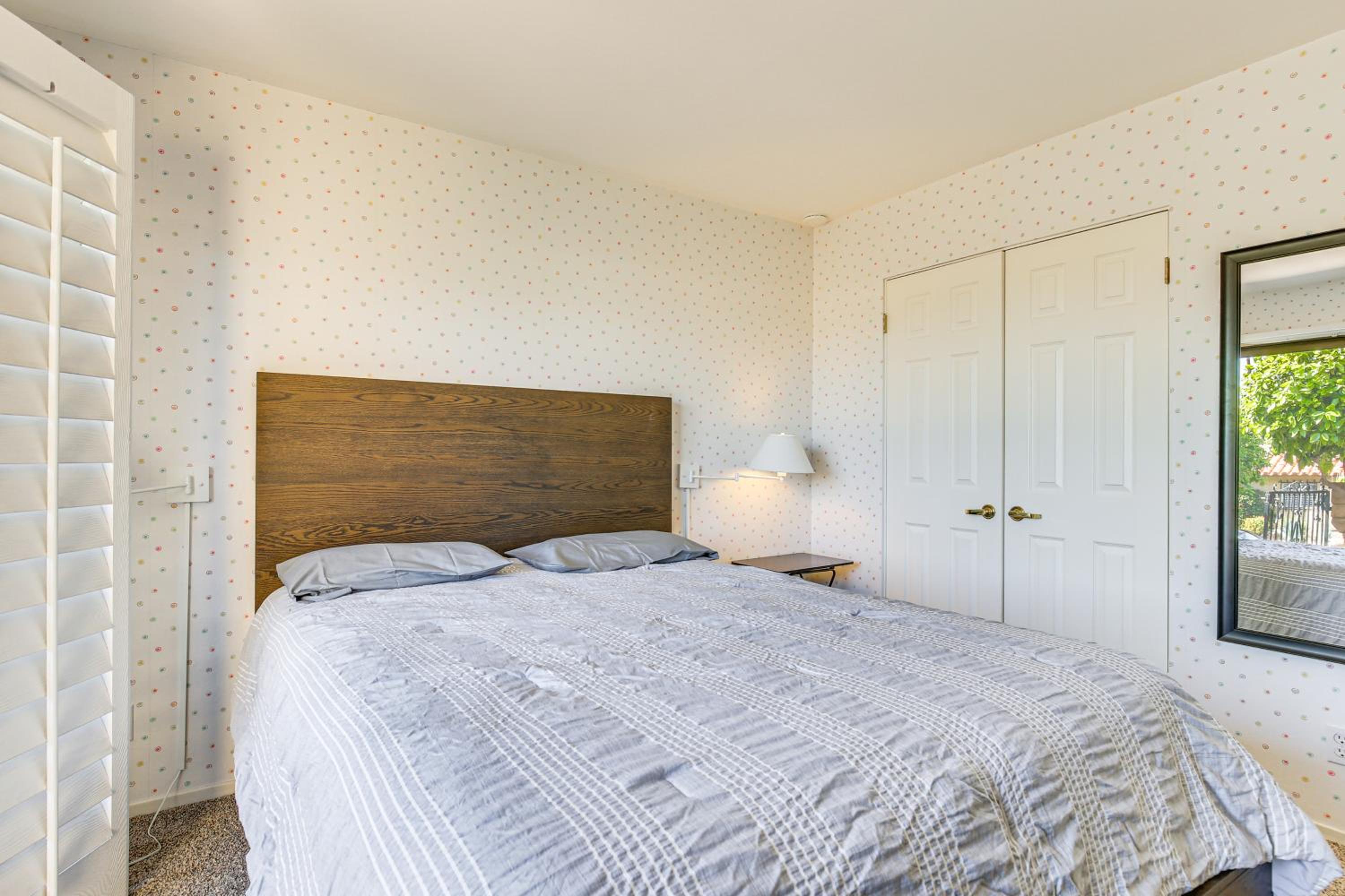 Palm Desert Condo with Community Perks WFH Friendly
