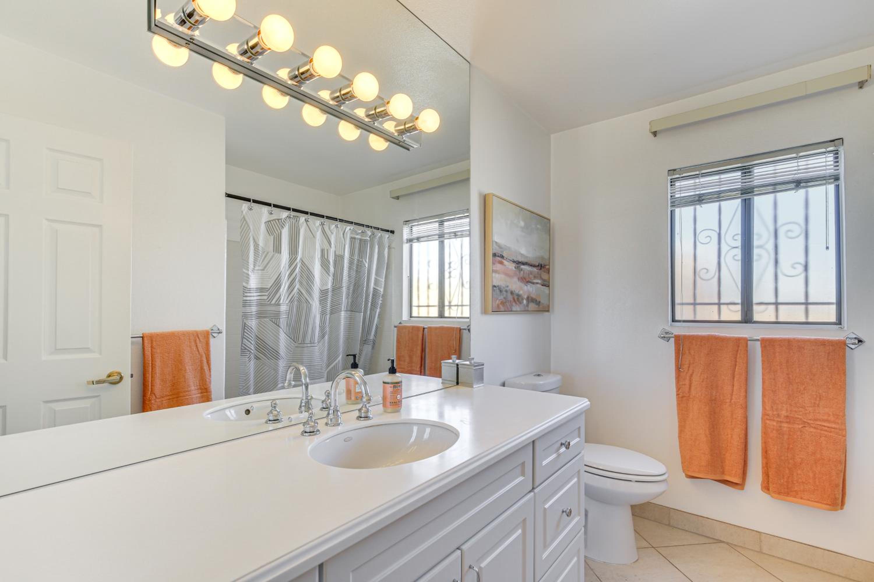 Palm Desert Condo with Community Perks WFH Friendly