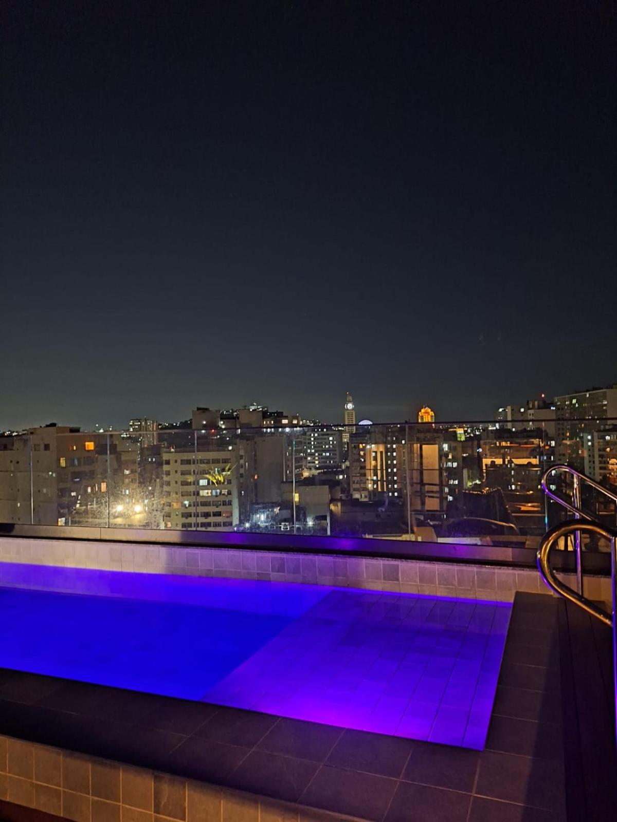 Studio 4p, Enxoval, Wi-Fi, Piscina, Roof Top, Arcos Lapa, a 5 minutos da Petrobras e a 20min Copacabana