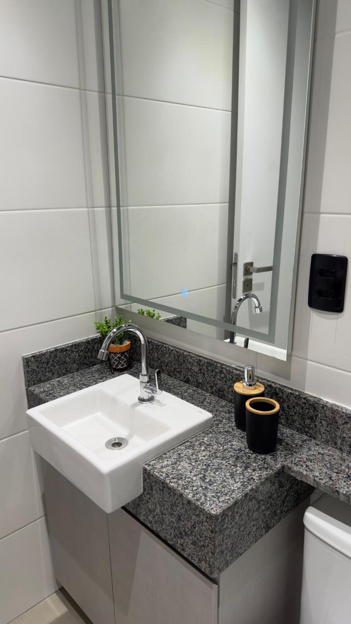 Studio 4p, Enxoval, Wi-Fi, Piscina, Roof Top, Arcos Lapa, a 5 minutos da Petrobras e a 20min Copacabana