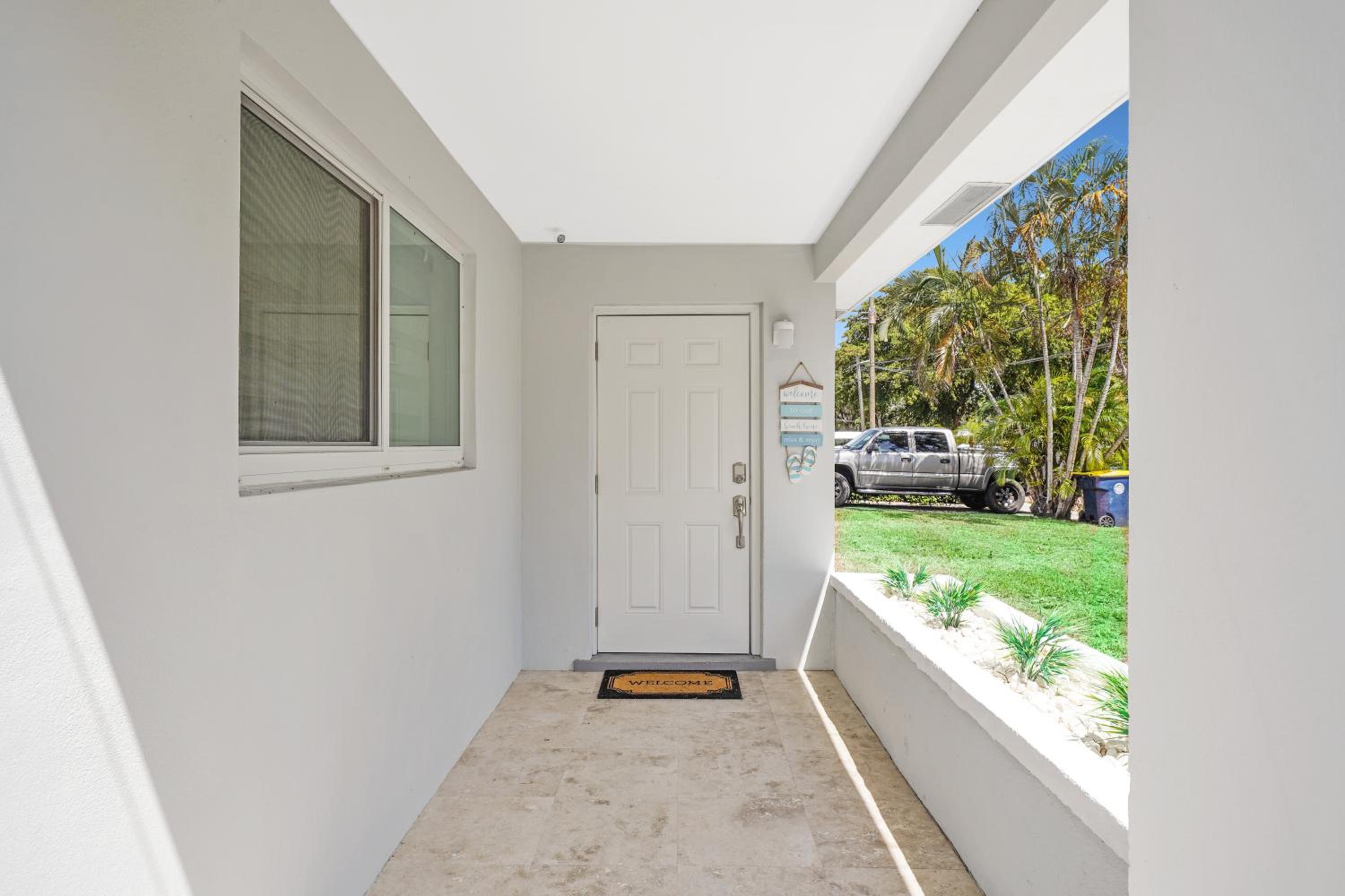 Waterfront Retreat Home Dania Beach