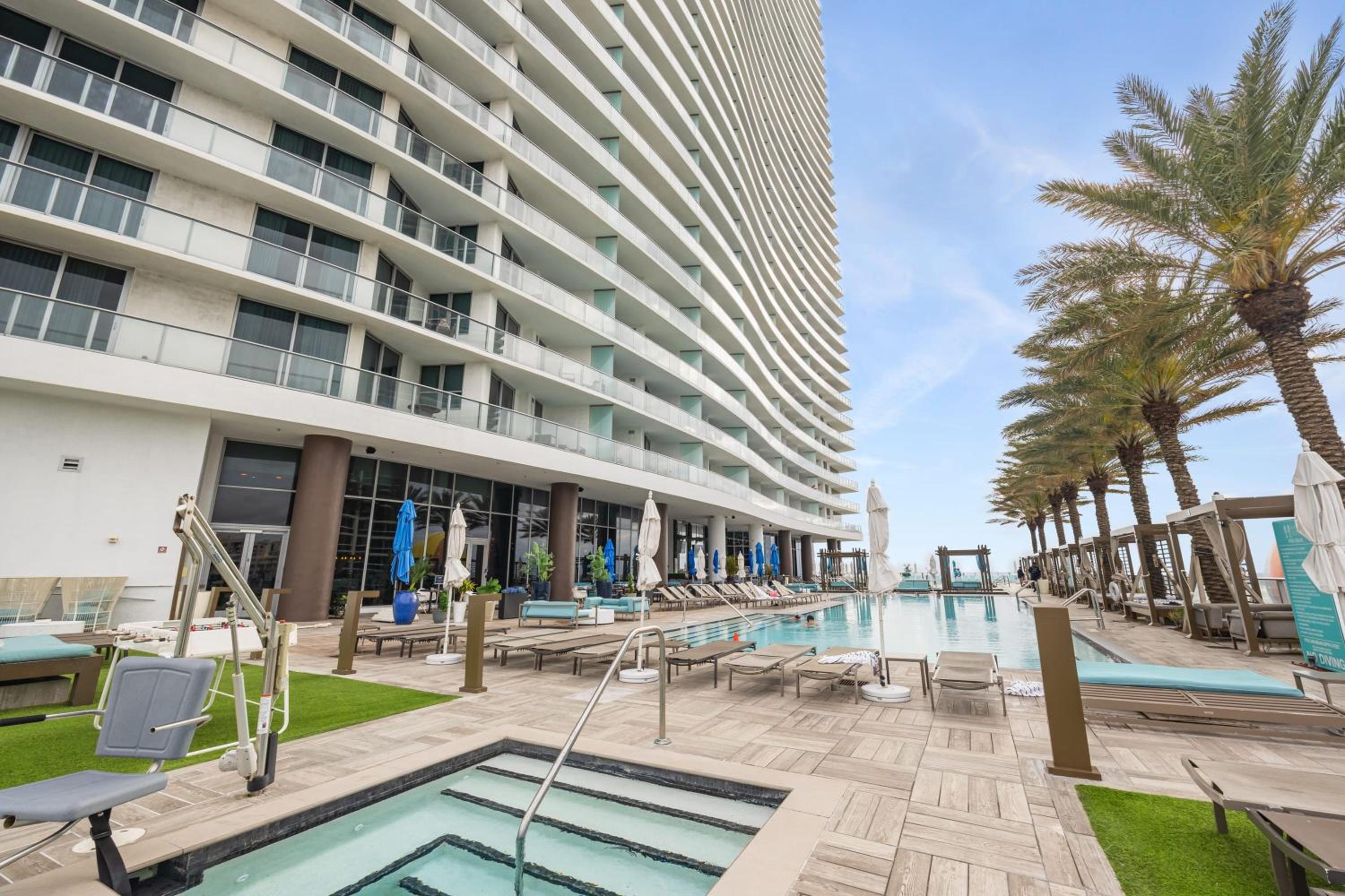 LYFE Resort Ocean View Penthouse