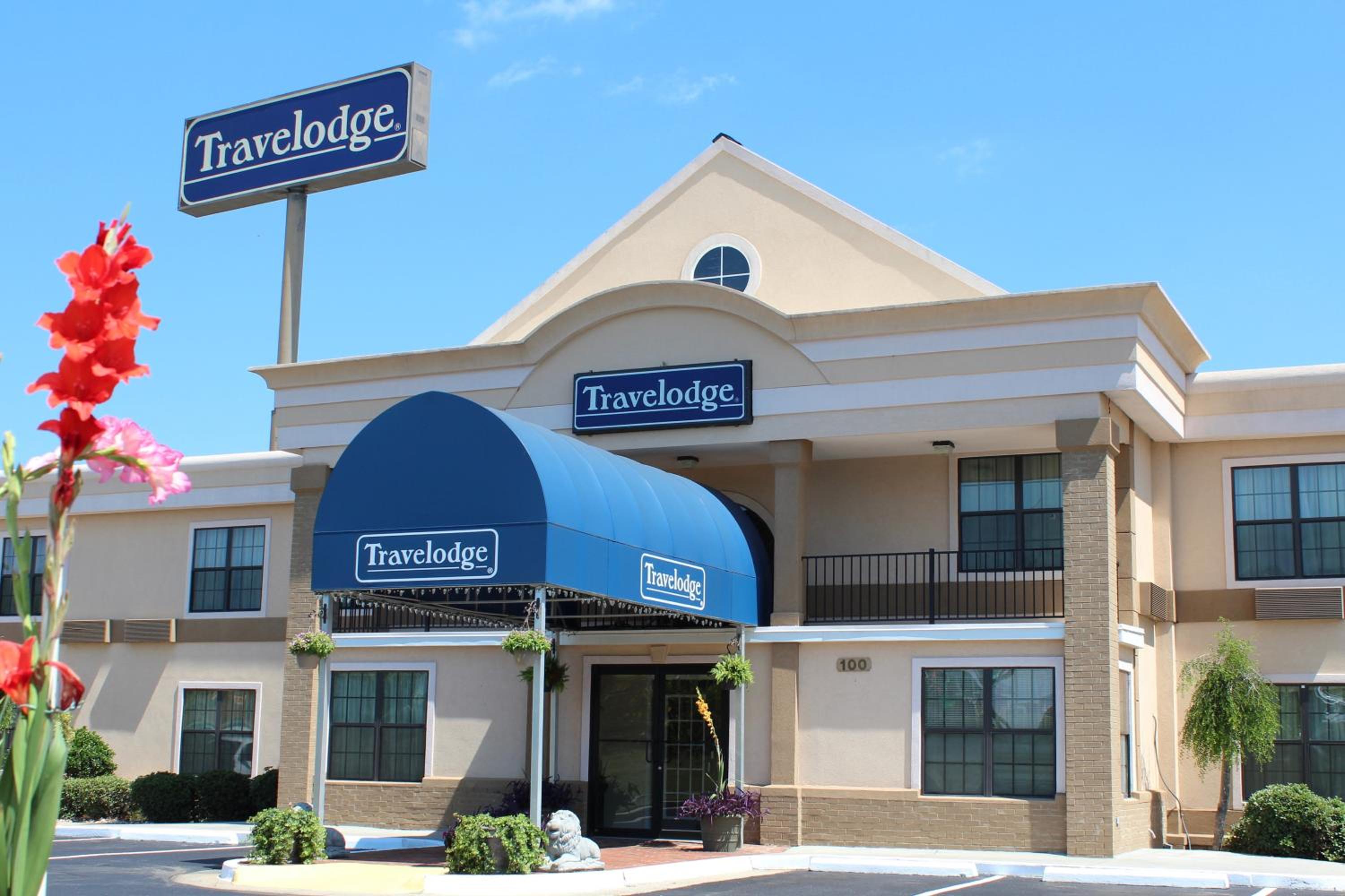 Travelodge by Wyndham Perry National Fairgrounds Area I-75 view 2