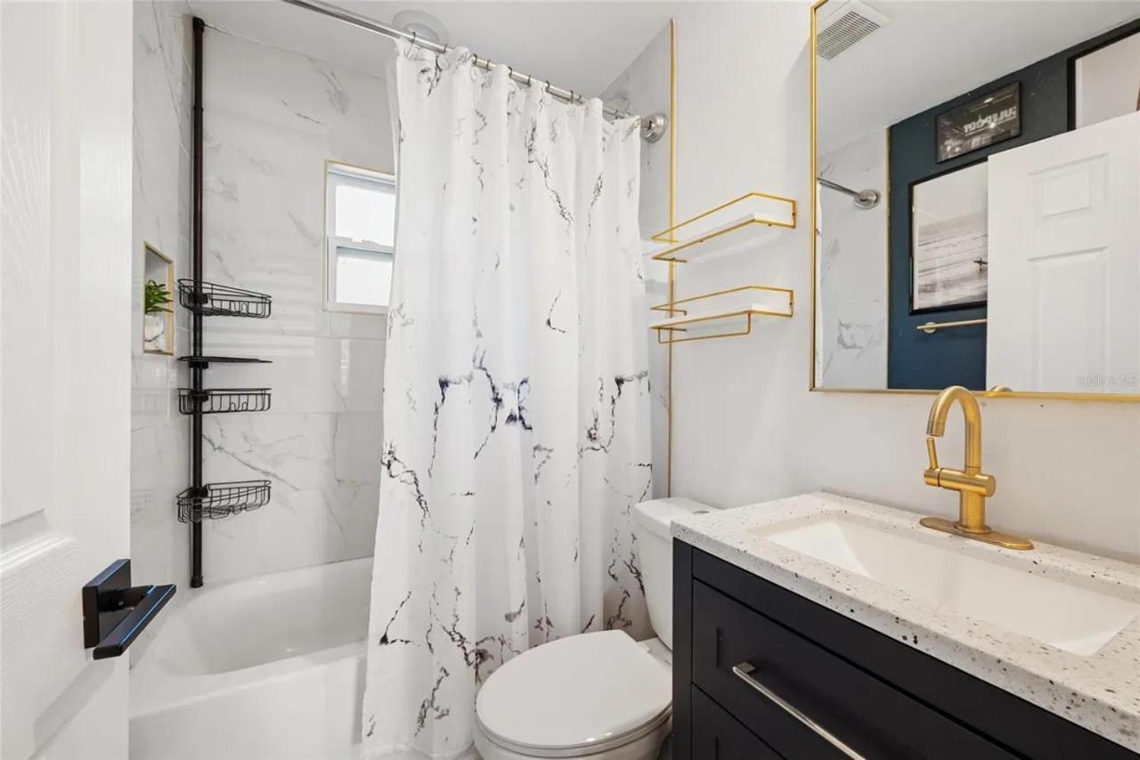 Coastal Comfort 2BR Getaway St Pete