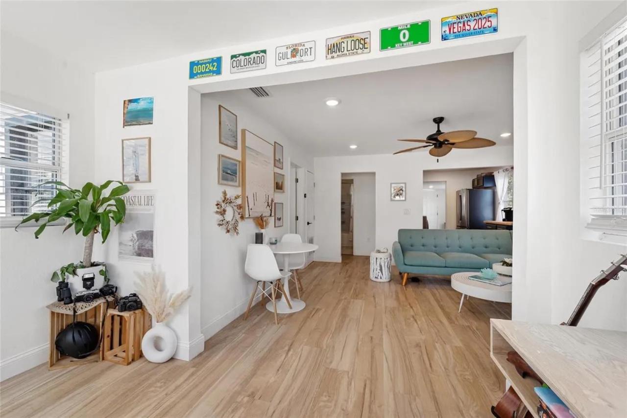 Coastal Comfort 2BR Getaway St Pete