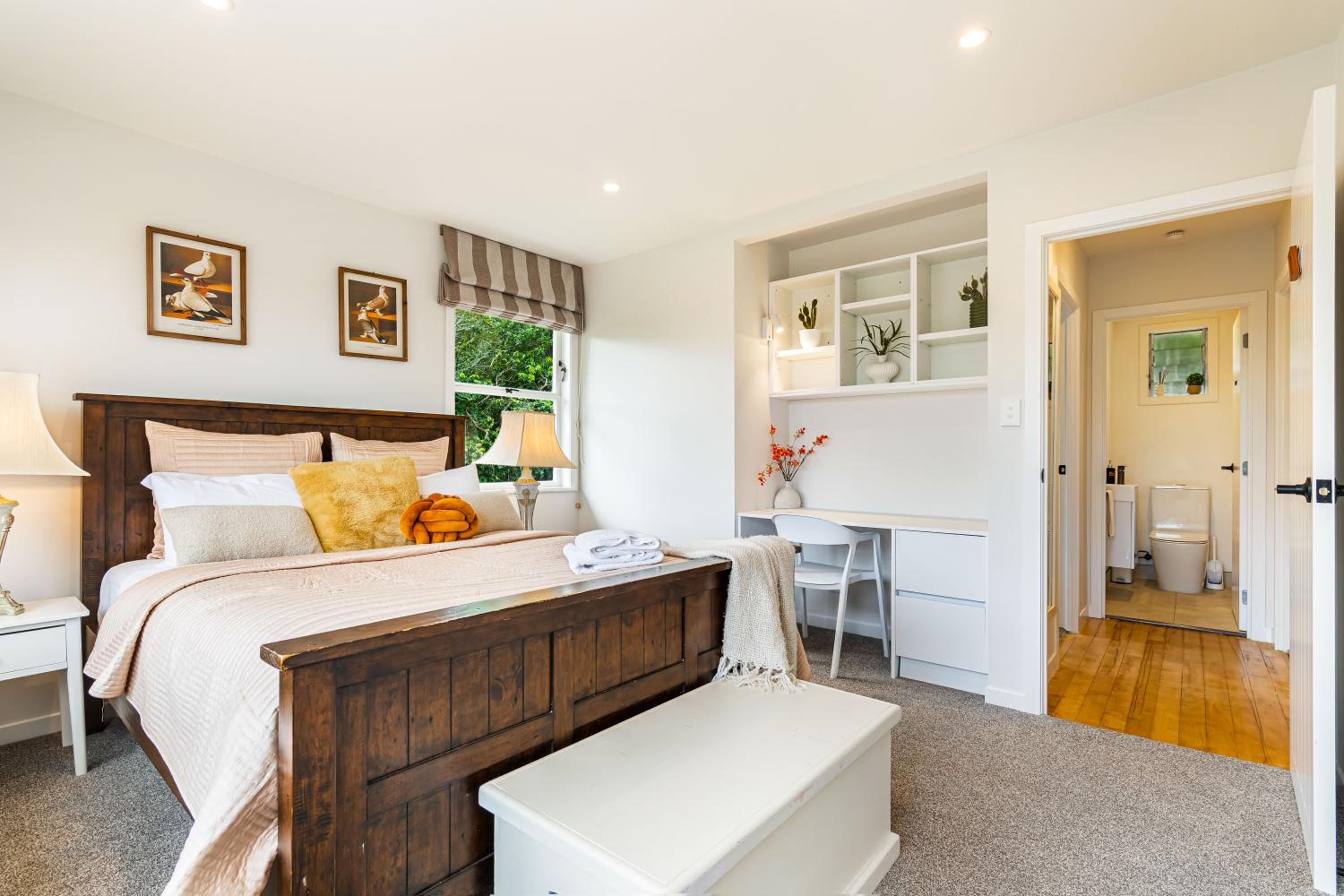 Most Peaceful & Private City Retreat - New AC - CBD 12 KMs & Airport 17KMs Away