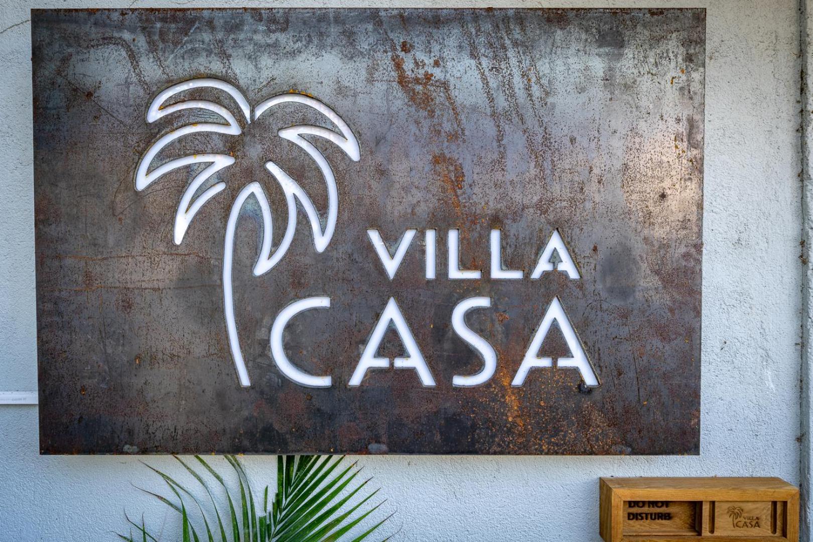 Villa Casa Gili T 4BR Villa, Pool, Gym & Bikes
