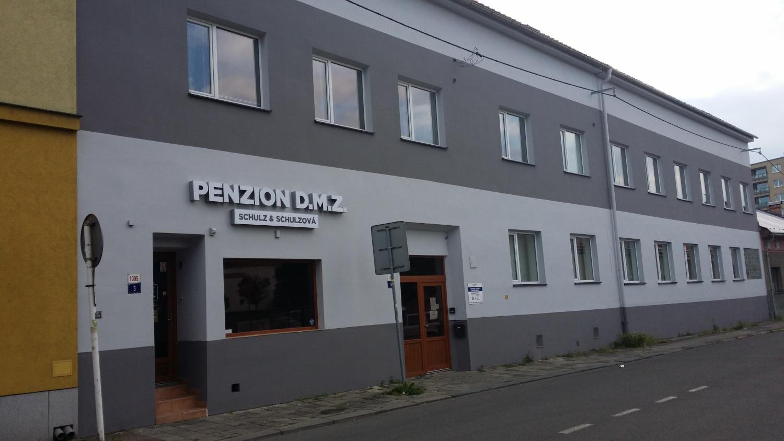 Penzion DMZ