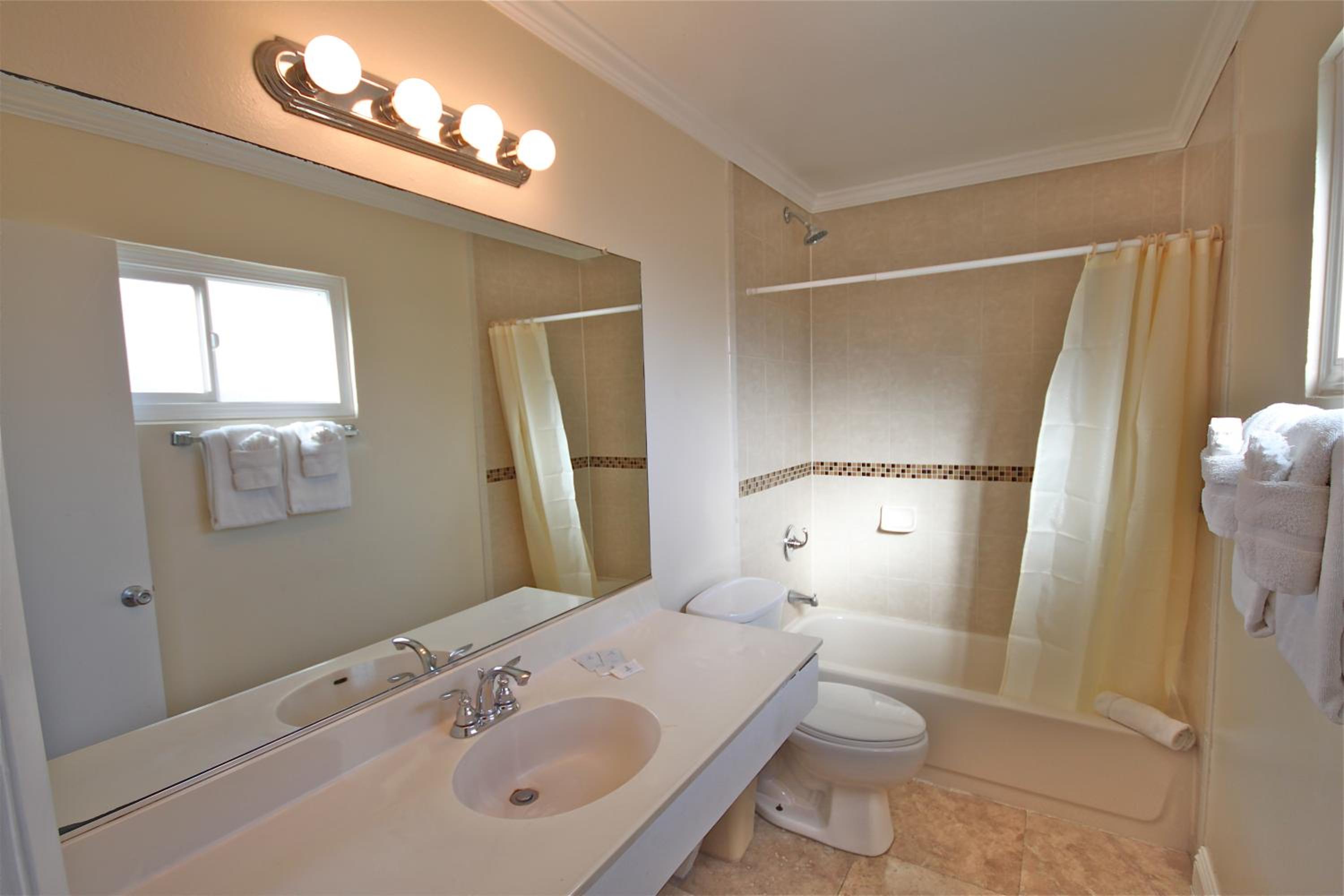 Budget Inn, photo 13
