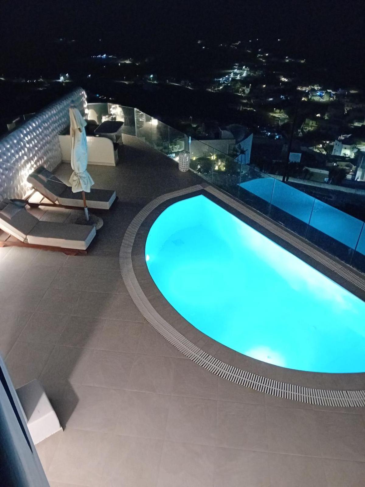Dream Villa Santorini