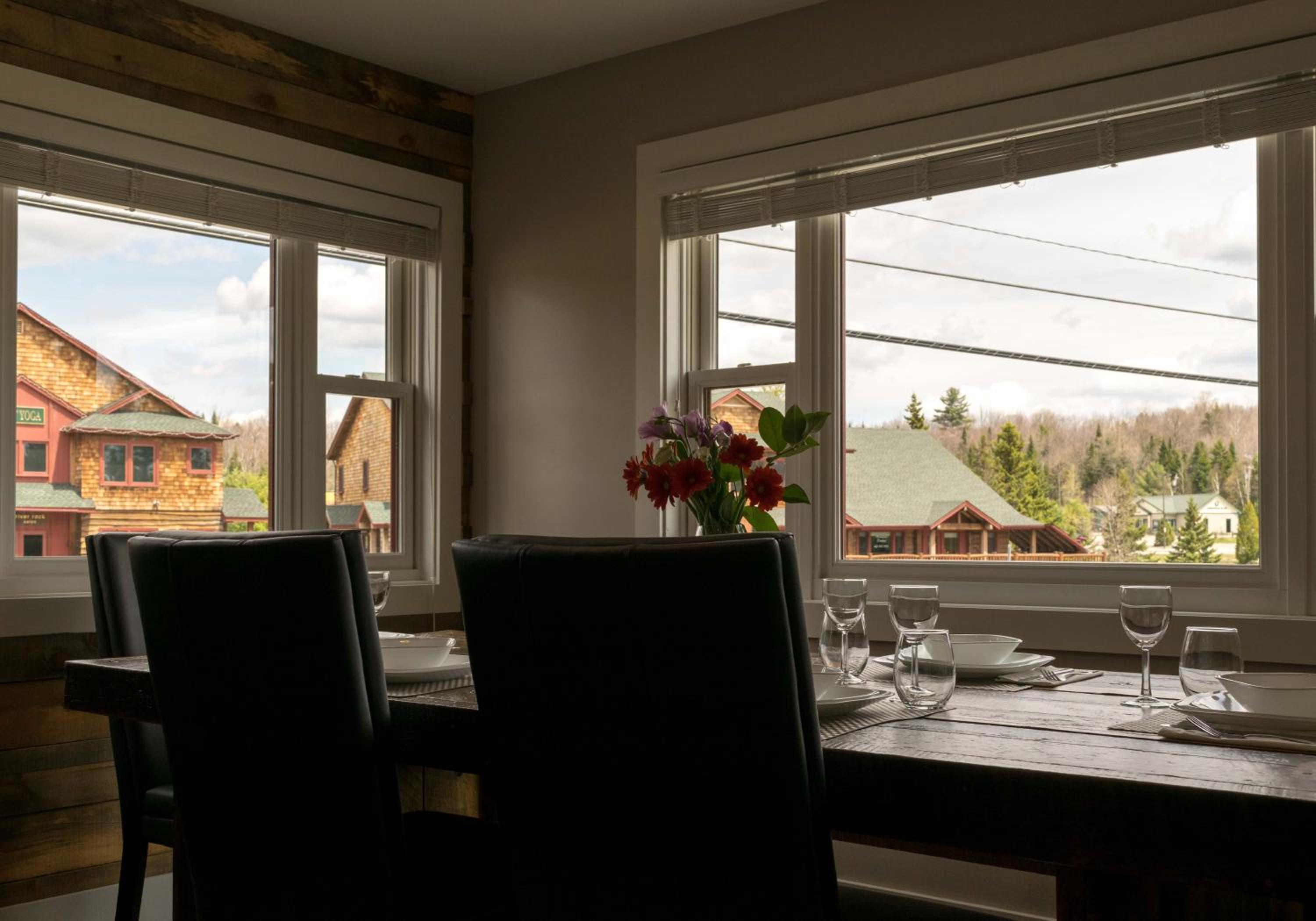 Lake Placid Inn: Residences