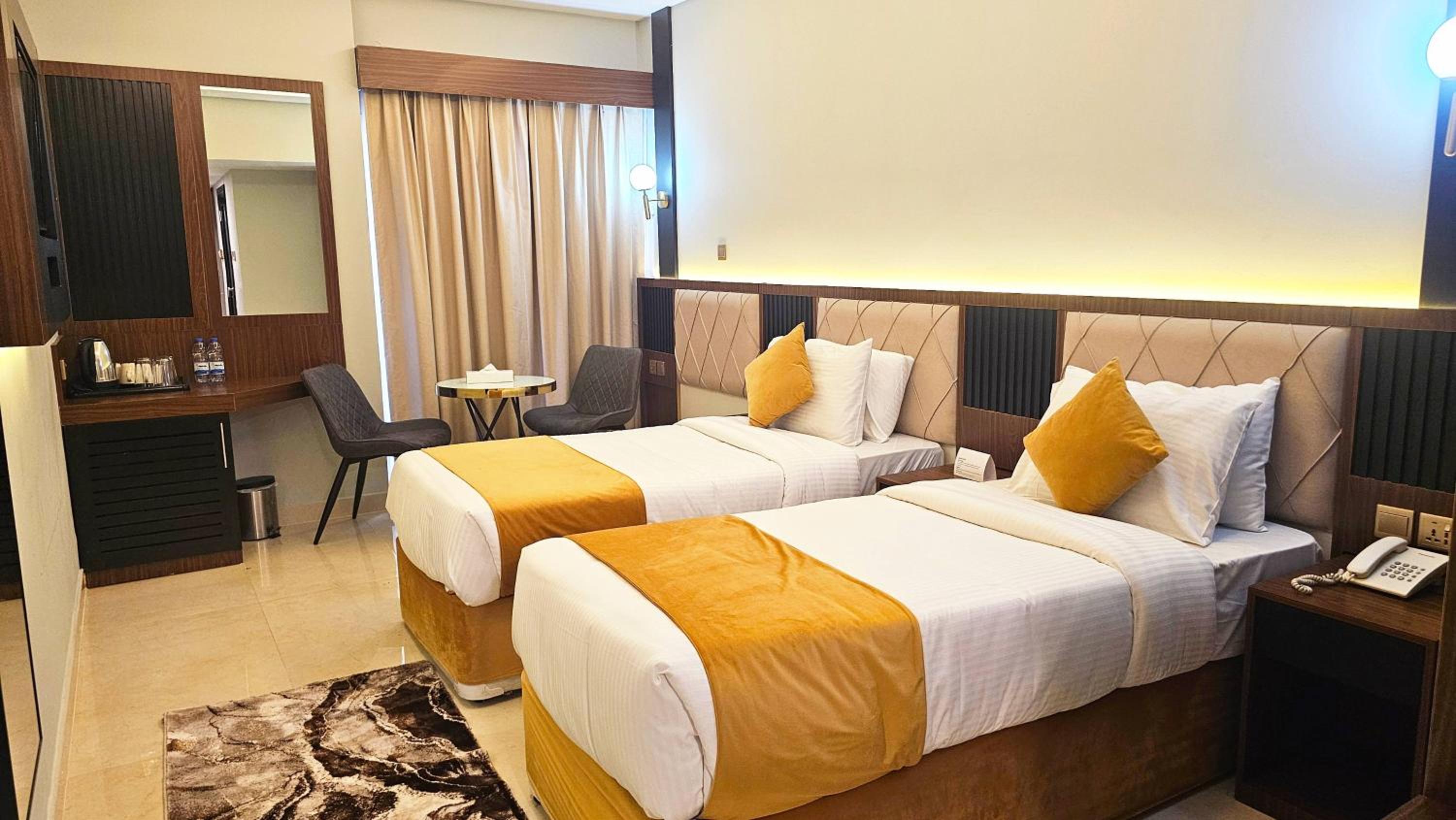 Concorde Inn Hotel