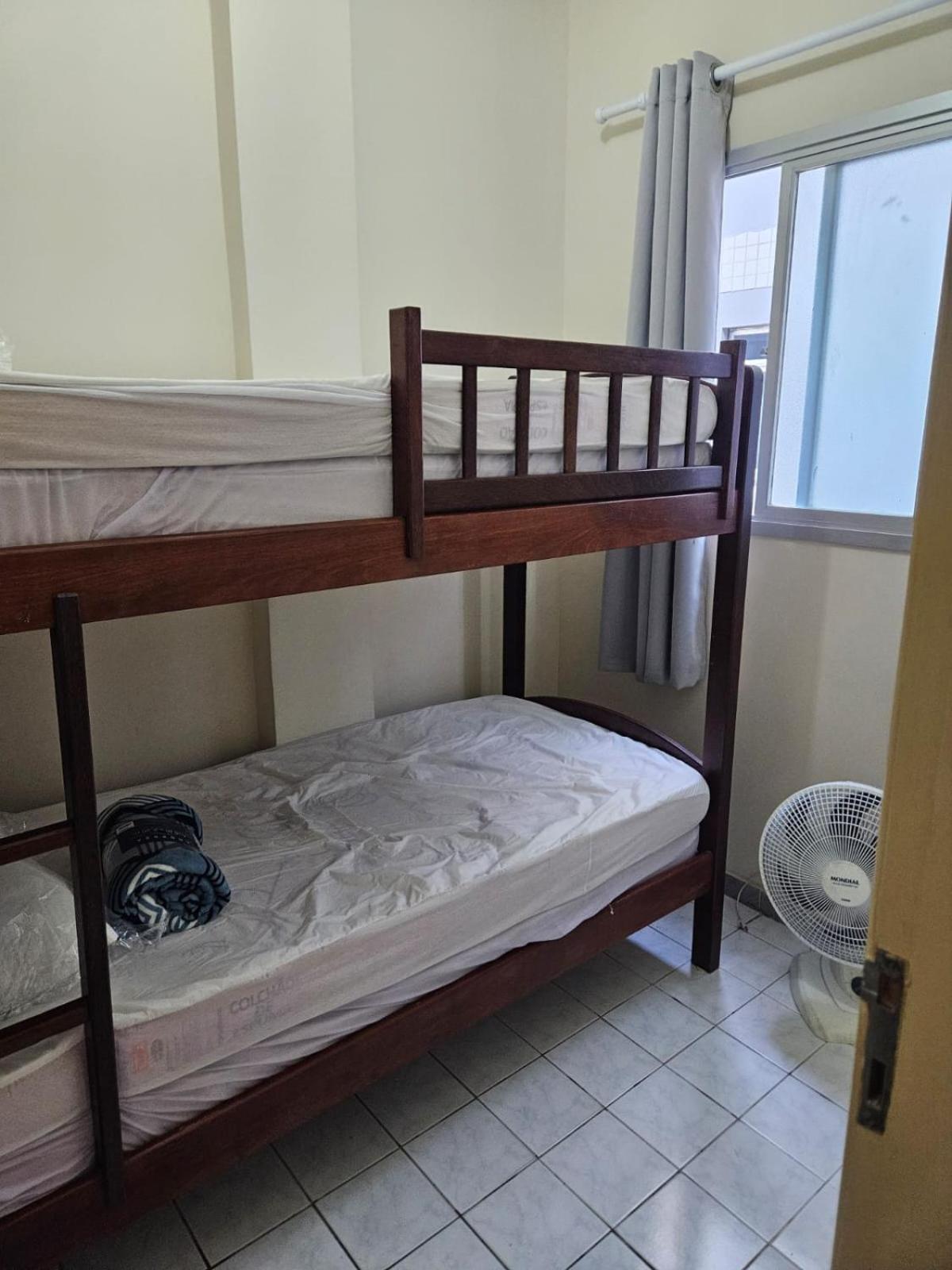 Apartamento Condominio Versalles - Cabo Frio - 3 minutos da Praia do Forte