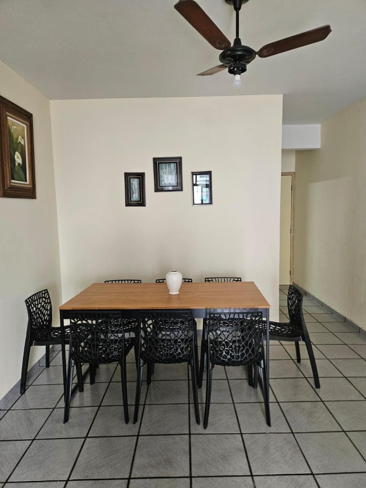 Apartamento Condominio Versalles - Cabo Frio - 3 minutos da Praia do Forte