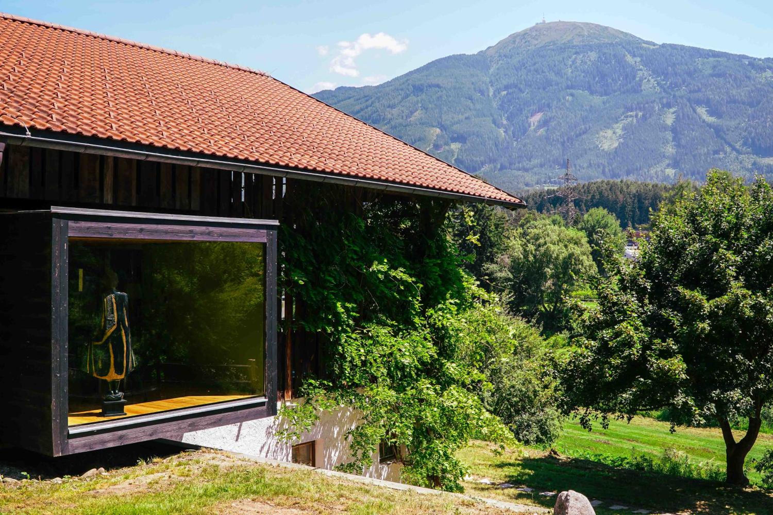 Lansersee Lake Chalet