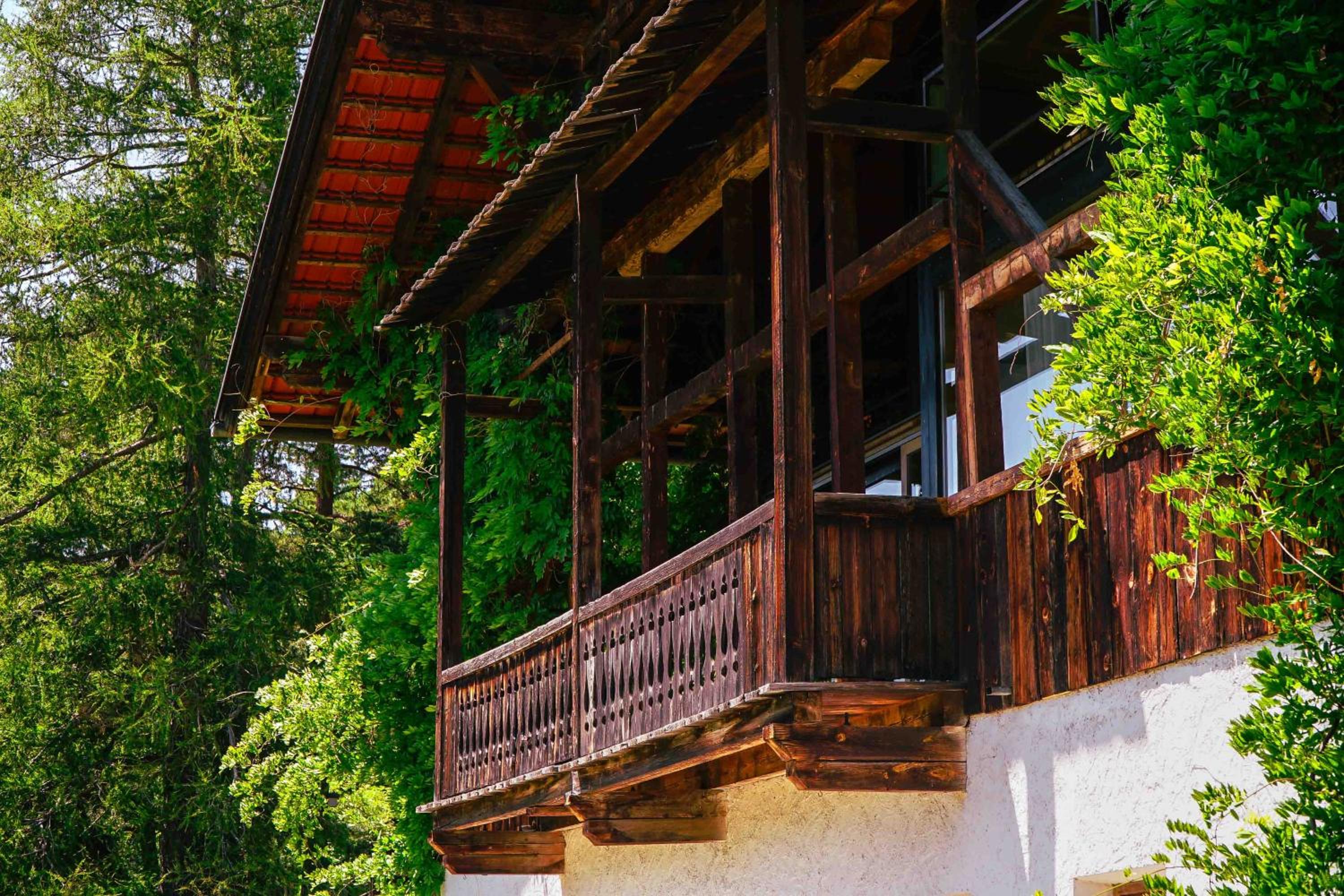 Lansersee Lake Chalet