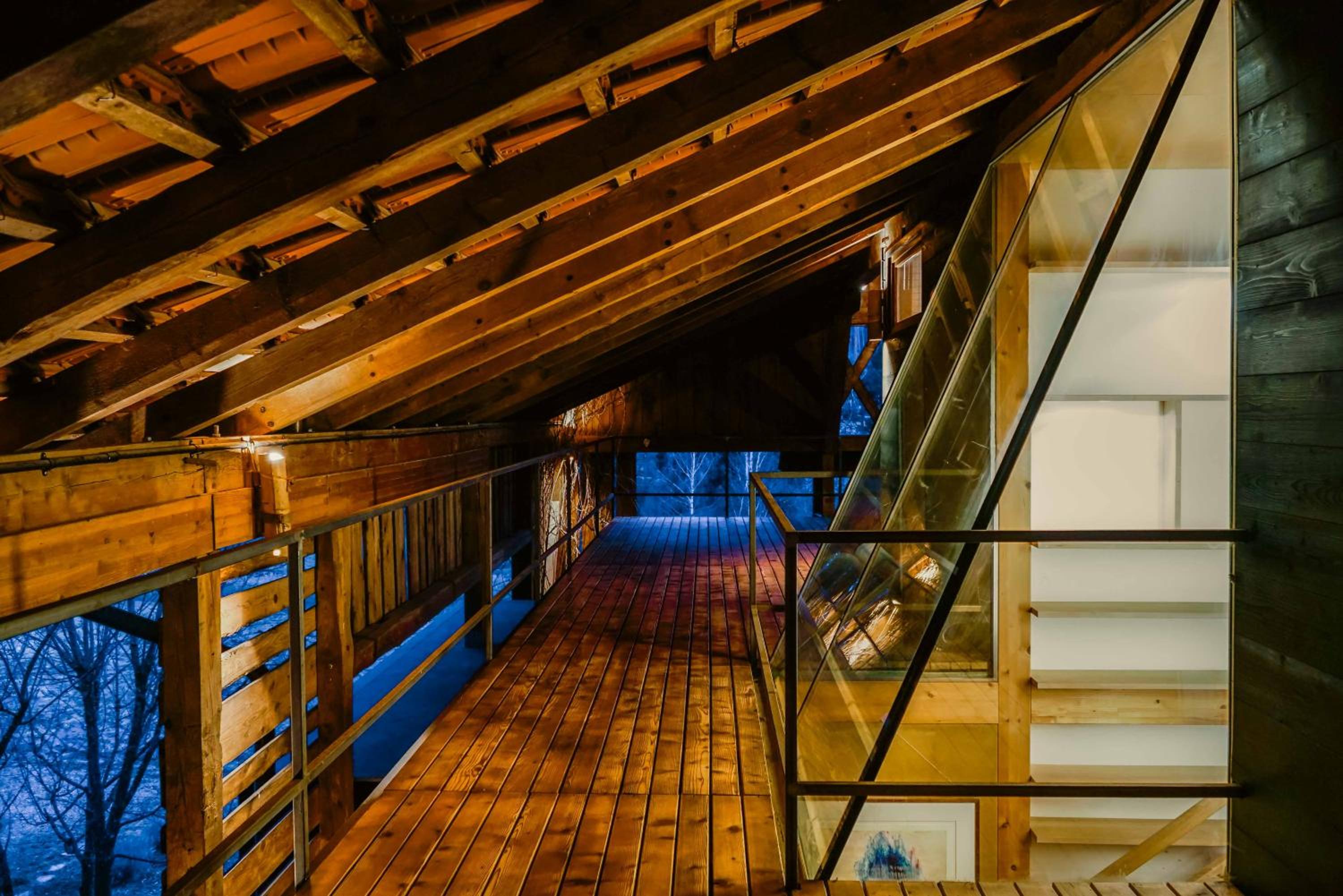 Lansersee Lake Chalet
