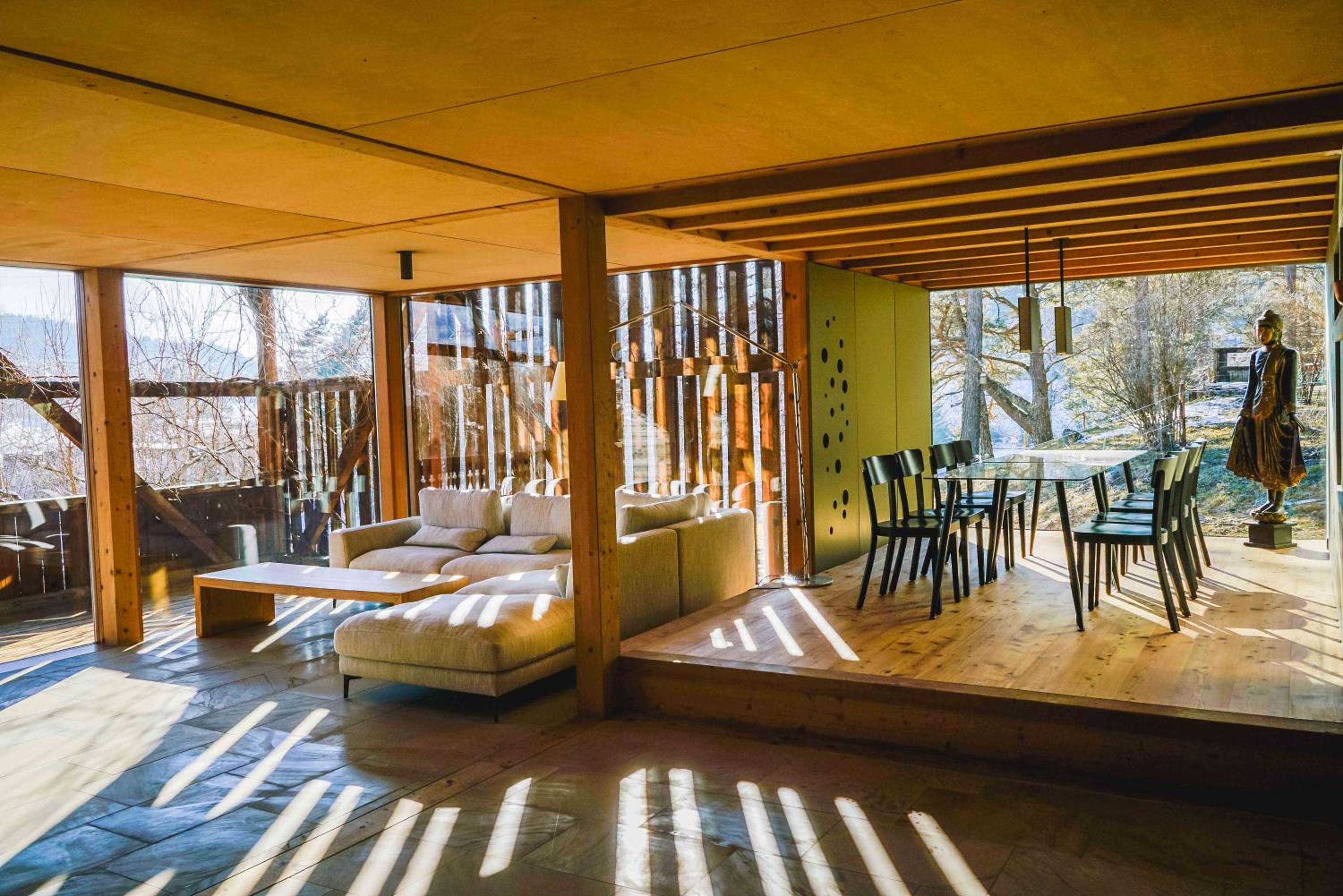 Lansersee Lake Chalet