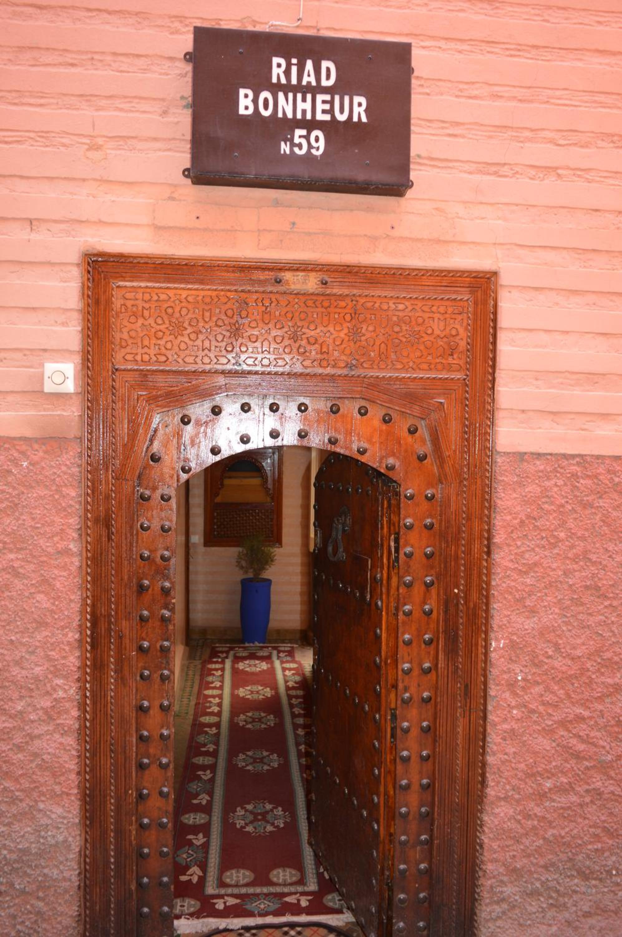 Riad Bonheur